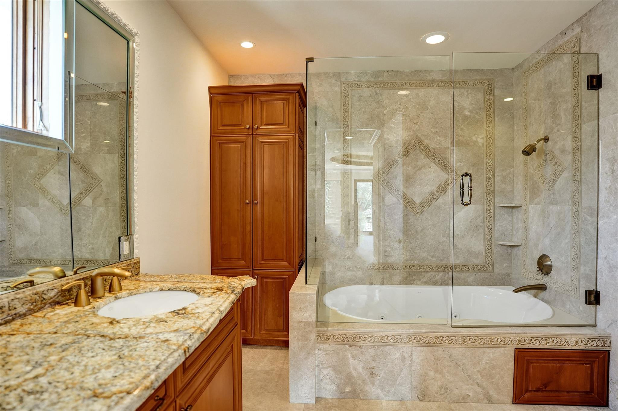 Coral Ridge Country Club - Residential