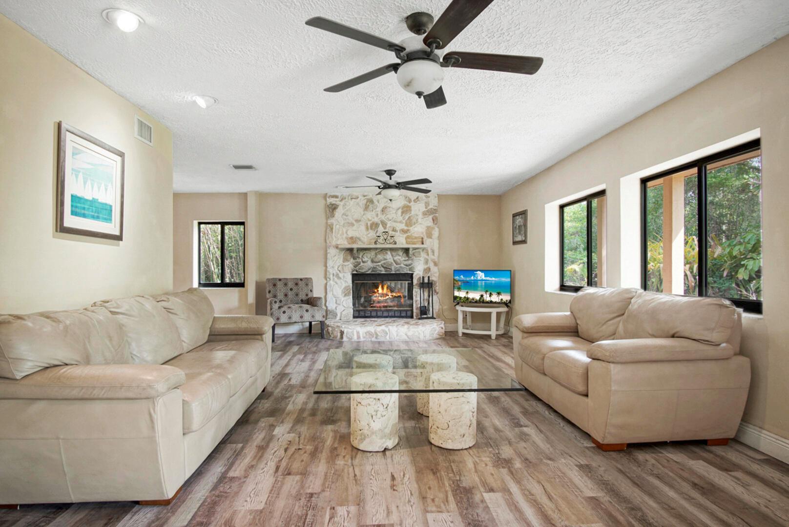 SUGARHILL - Residential