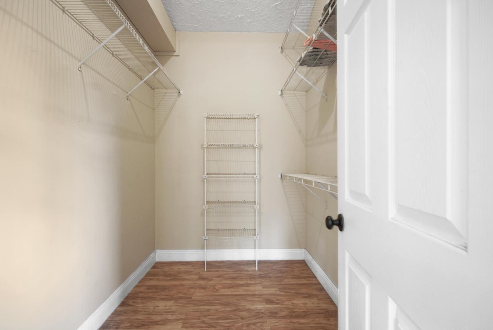 SUGARHILL - Residential