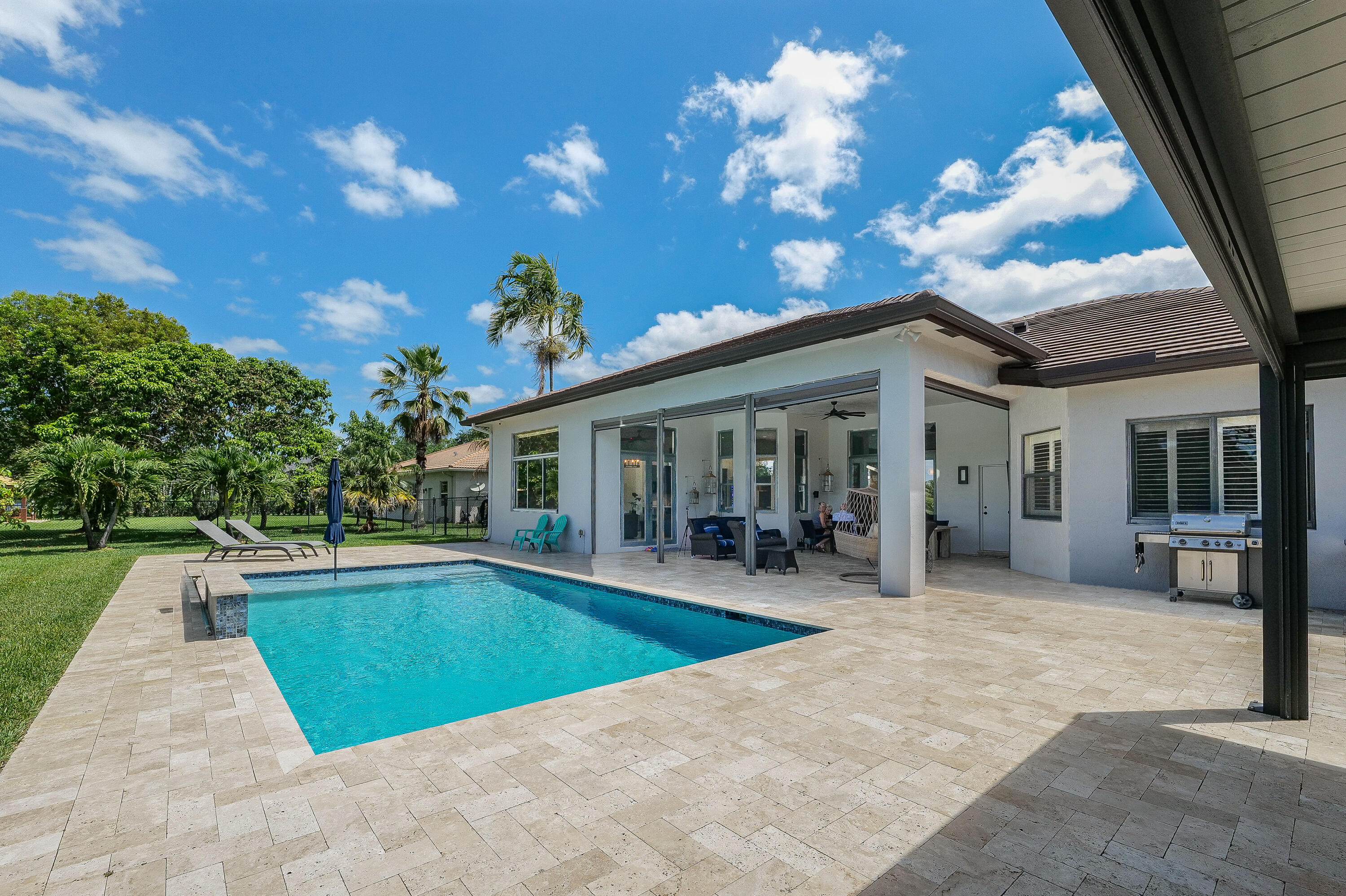 IMAGINATION FARMS - Residential