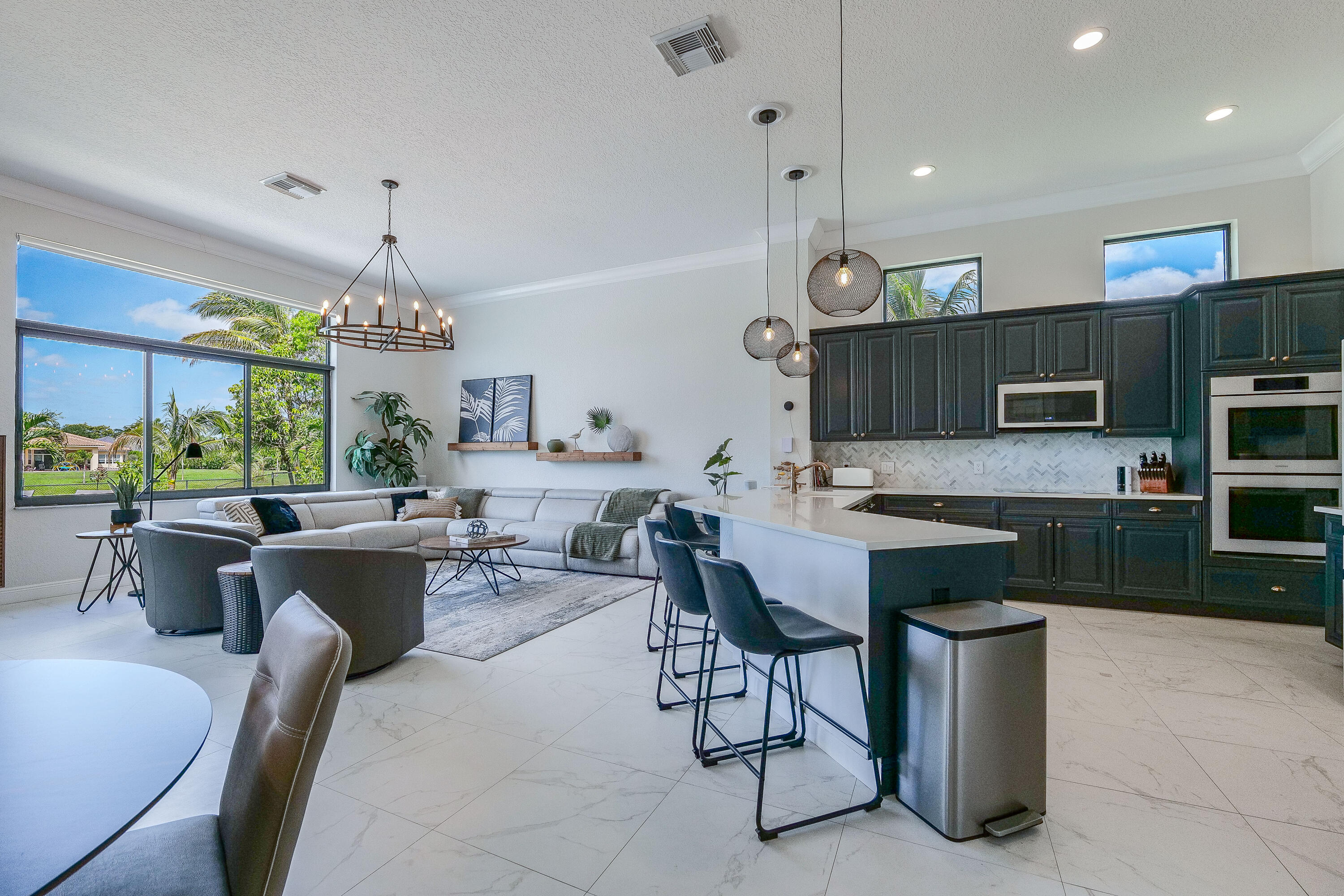 IMAGINATION FARMS - Residential