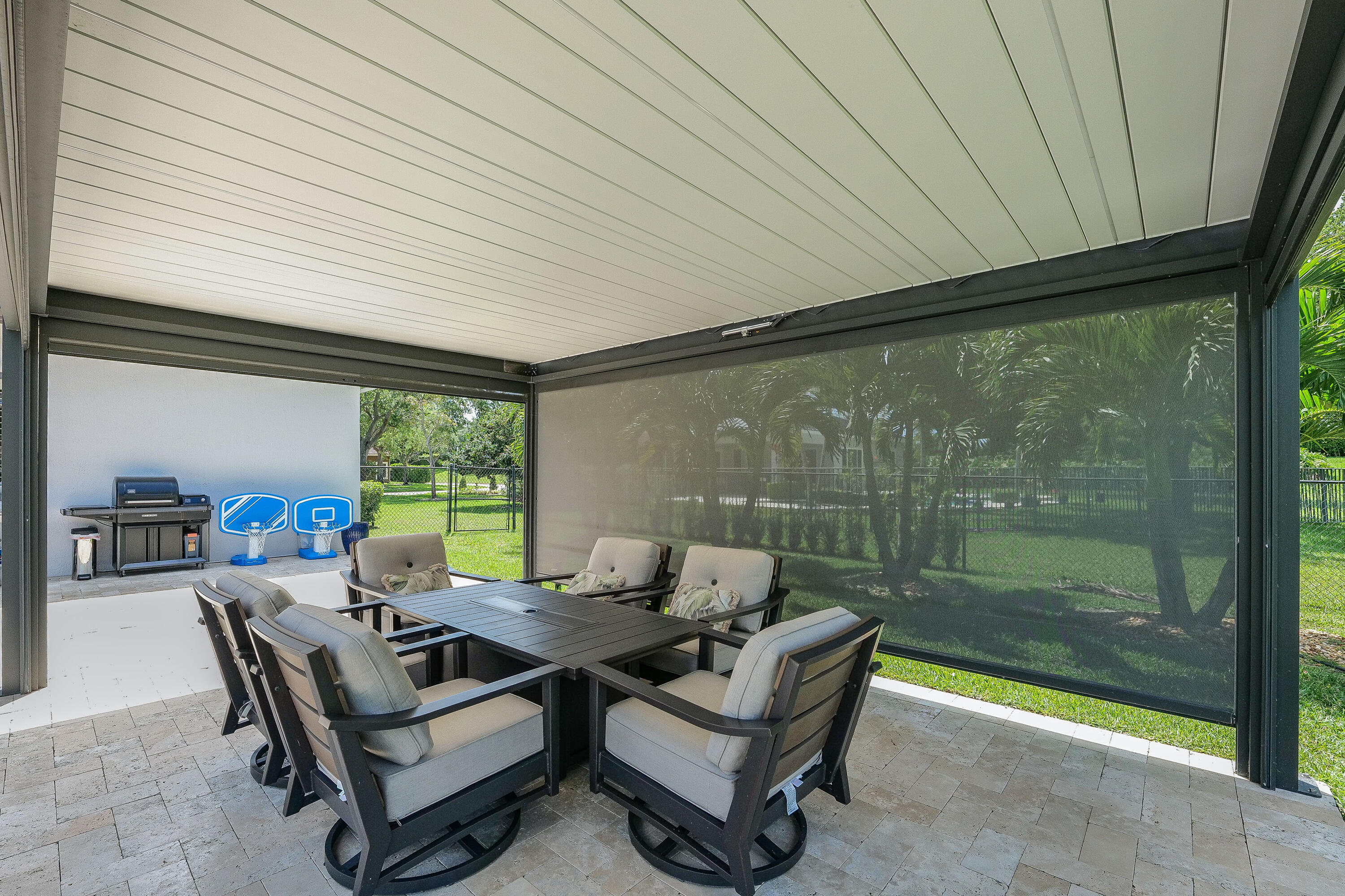 IMAGINATION FARMS - Residential