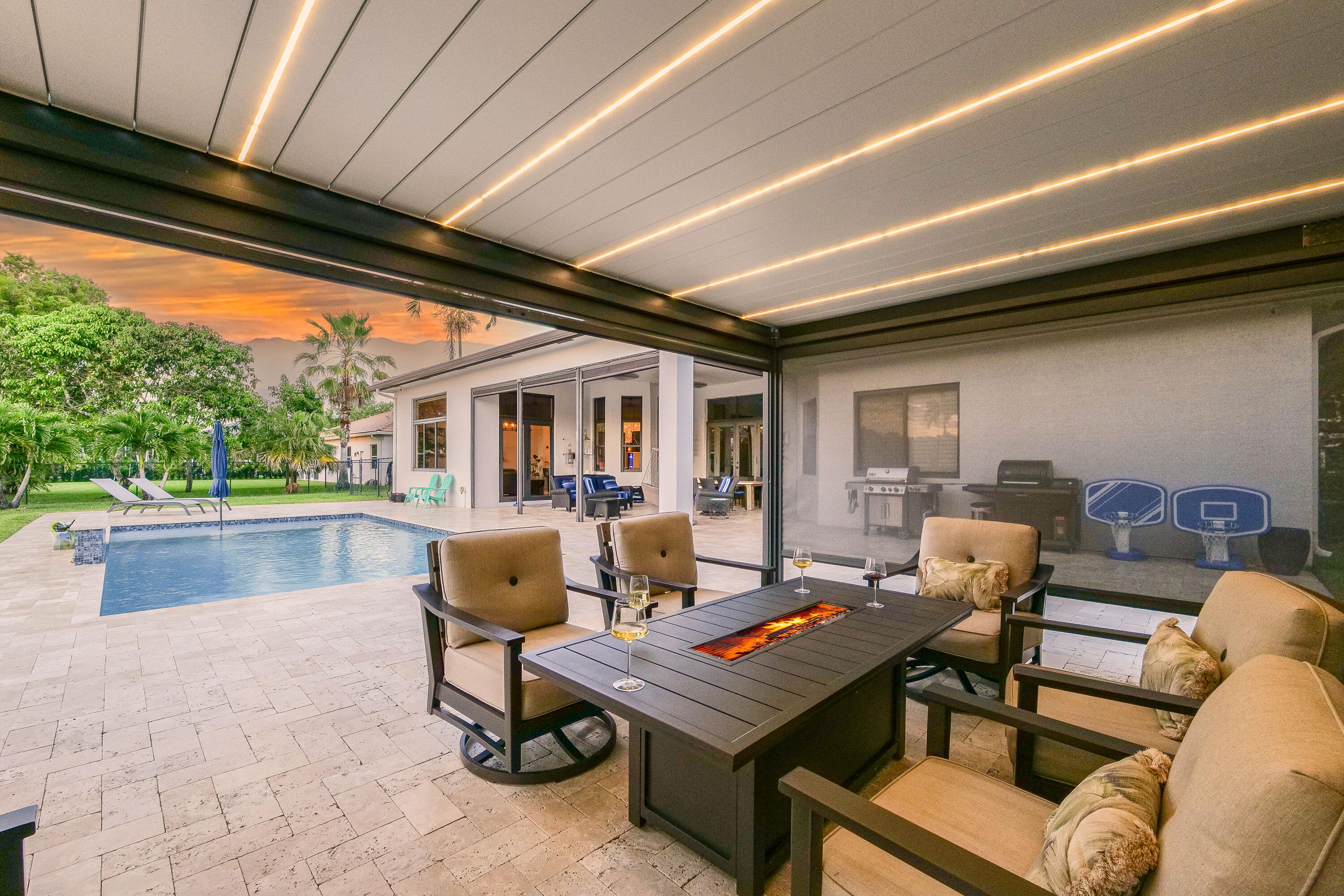 IMAGINATION FARMS - Residential