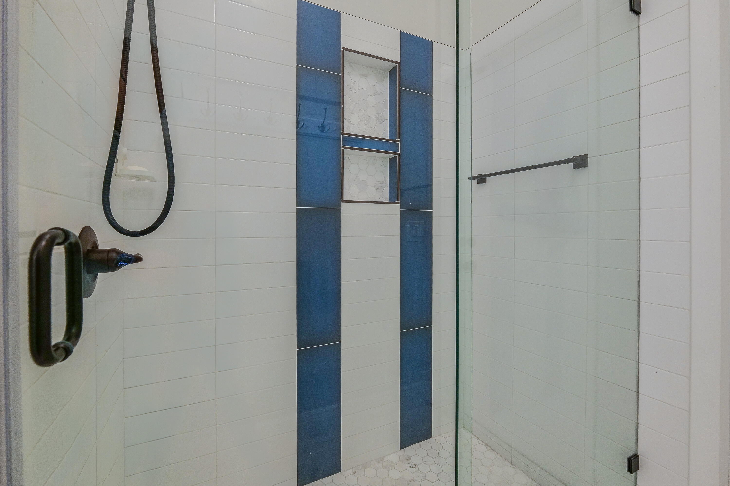 IMAGINATION FARMS - Residential