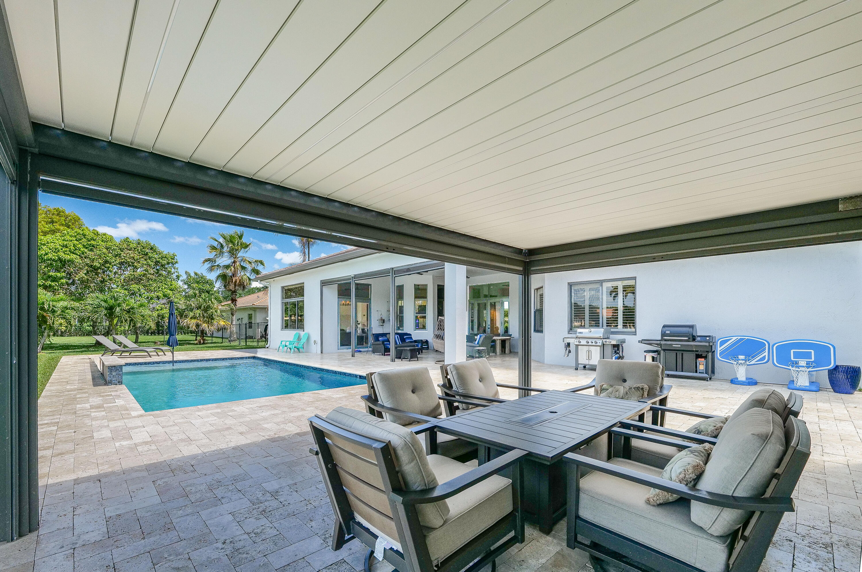 IMAGINATION FARMS - Residential