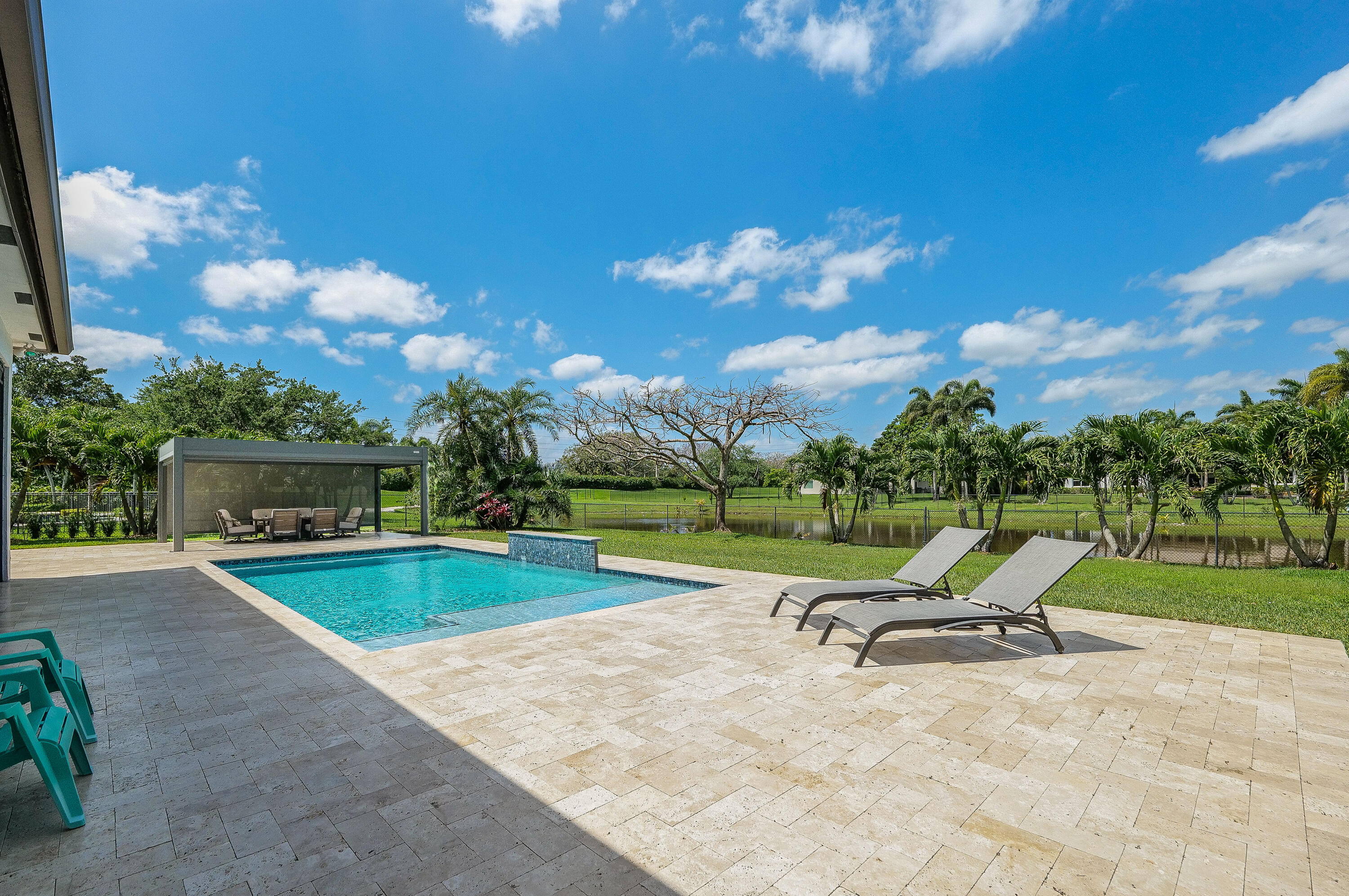 IMAGINATION FARMS - Residential