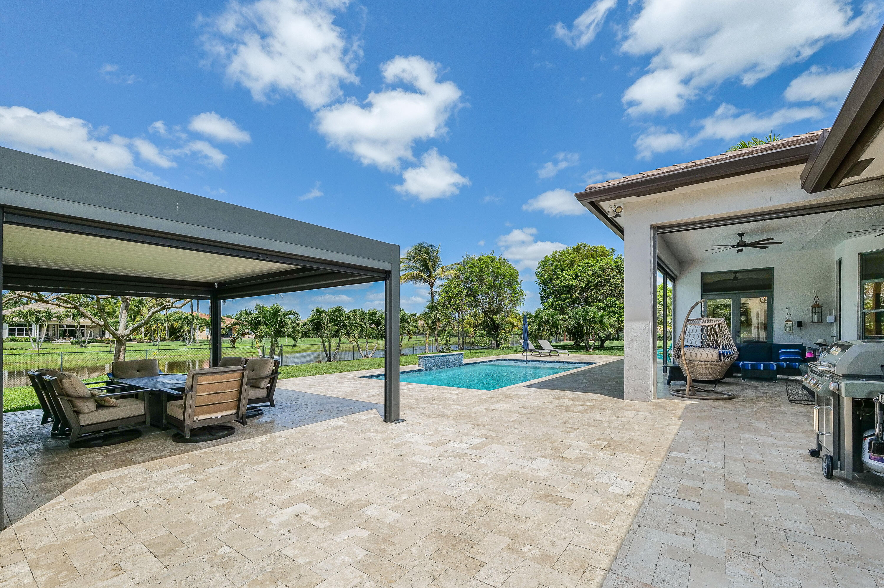 IMAGINATION FARMS - Residential