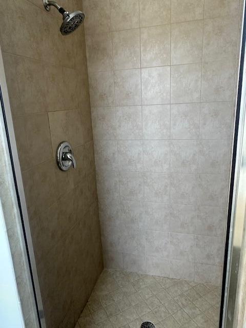 COURTYARDS OF LAKE WORTH - Residential Lease