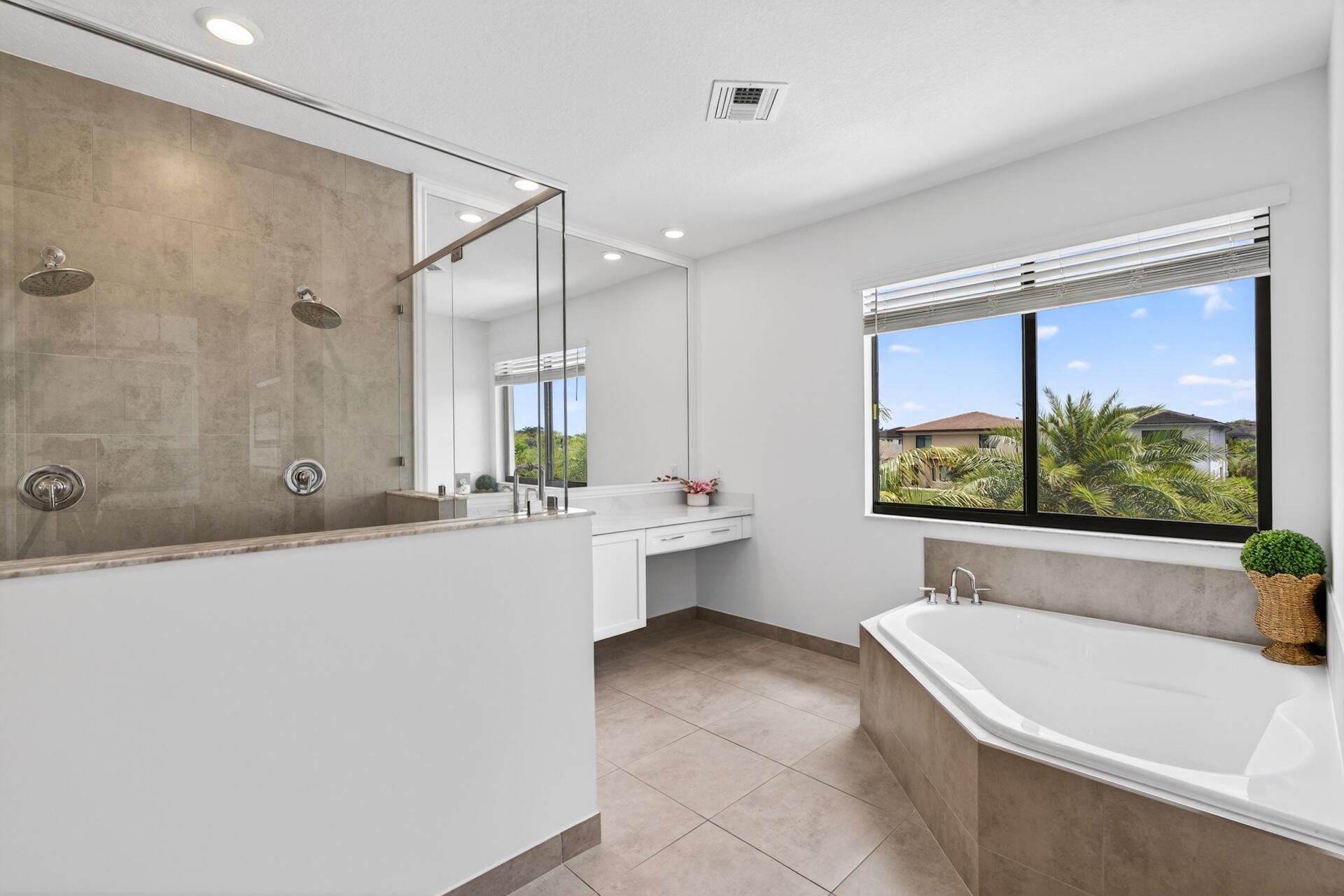 Cascata at MiraLago, Triple H Ranch - Residential