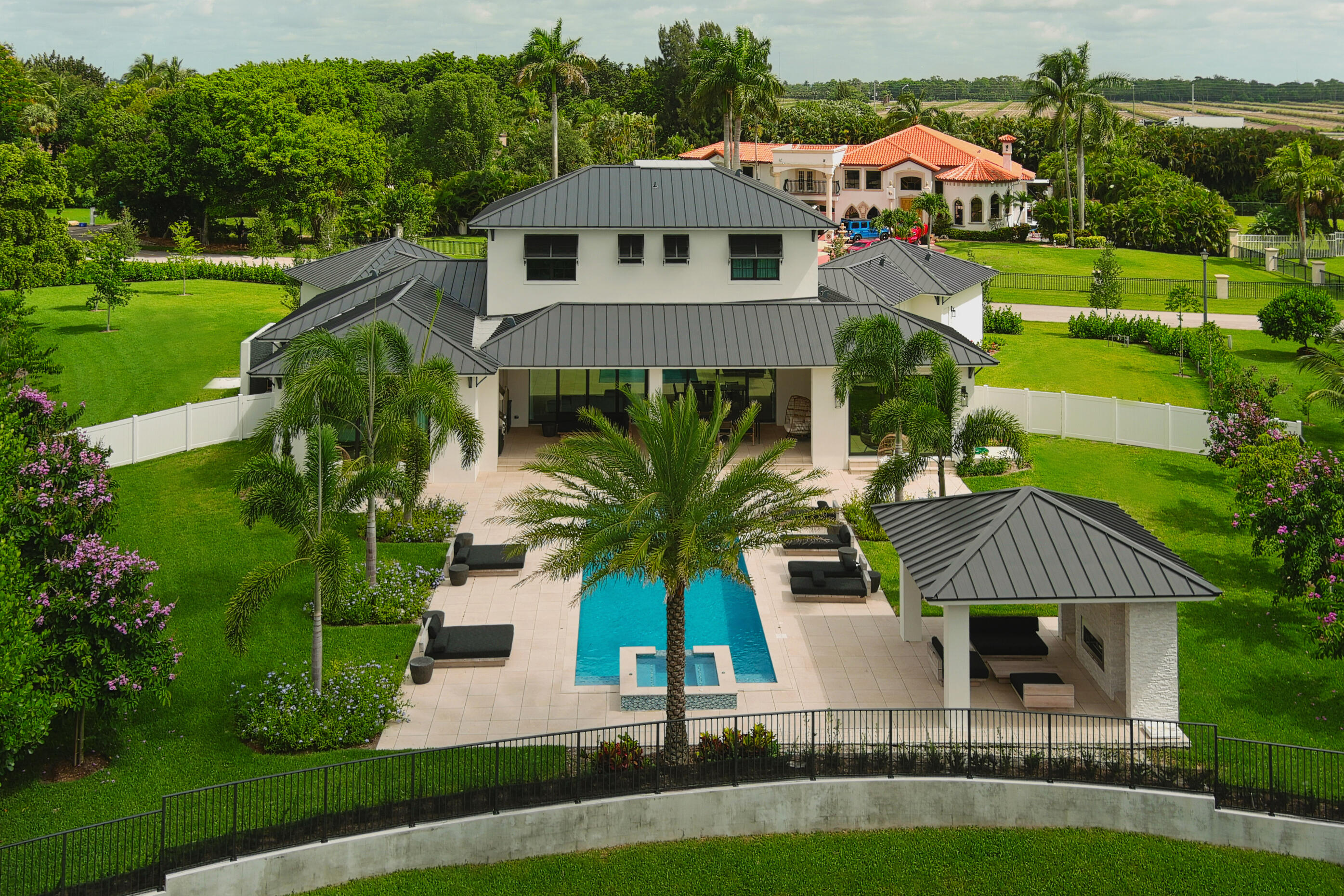 DELRAY LAKES EST - Residential