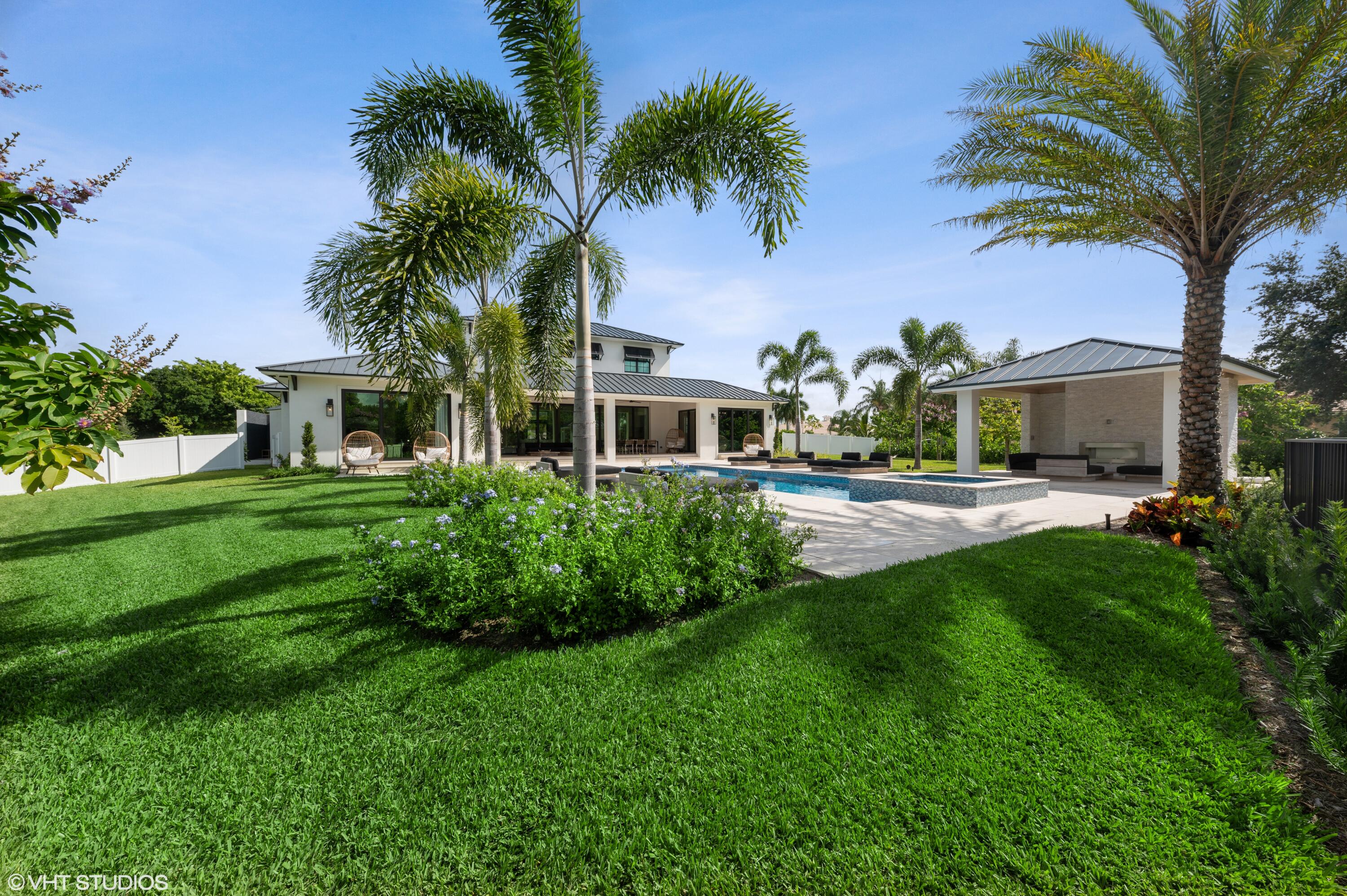 DELRAY LAKES EST - Residential