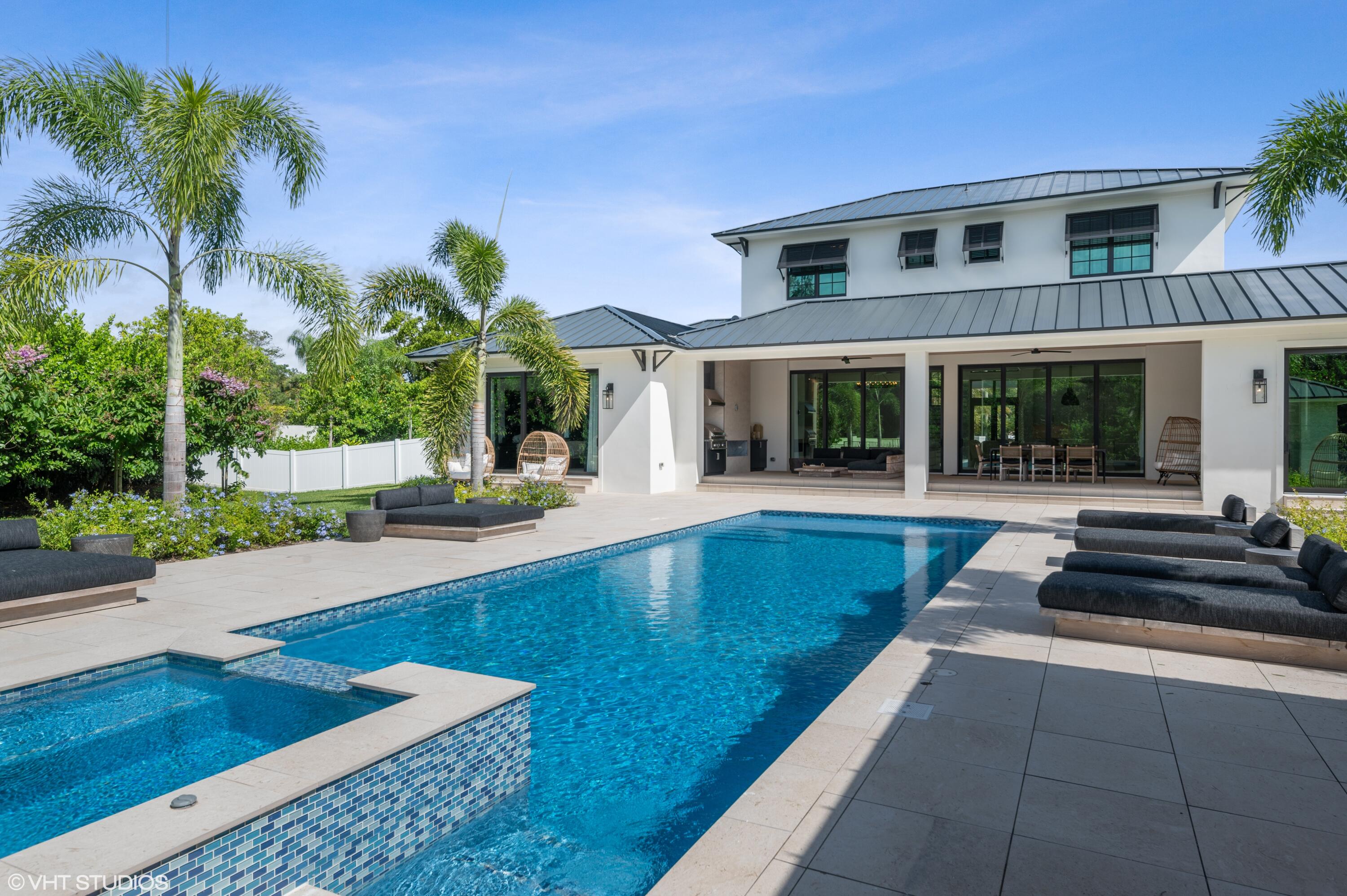 DELRAY LAKES EST - Residential