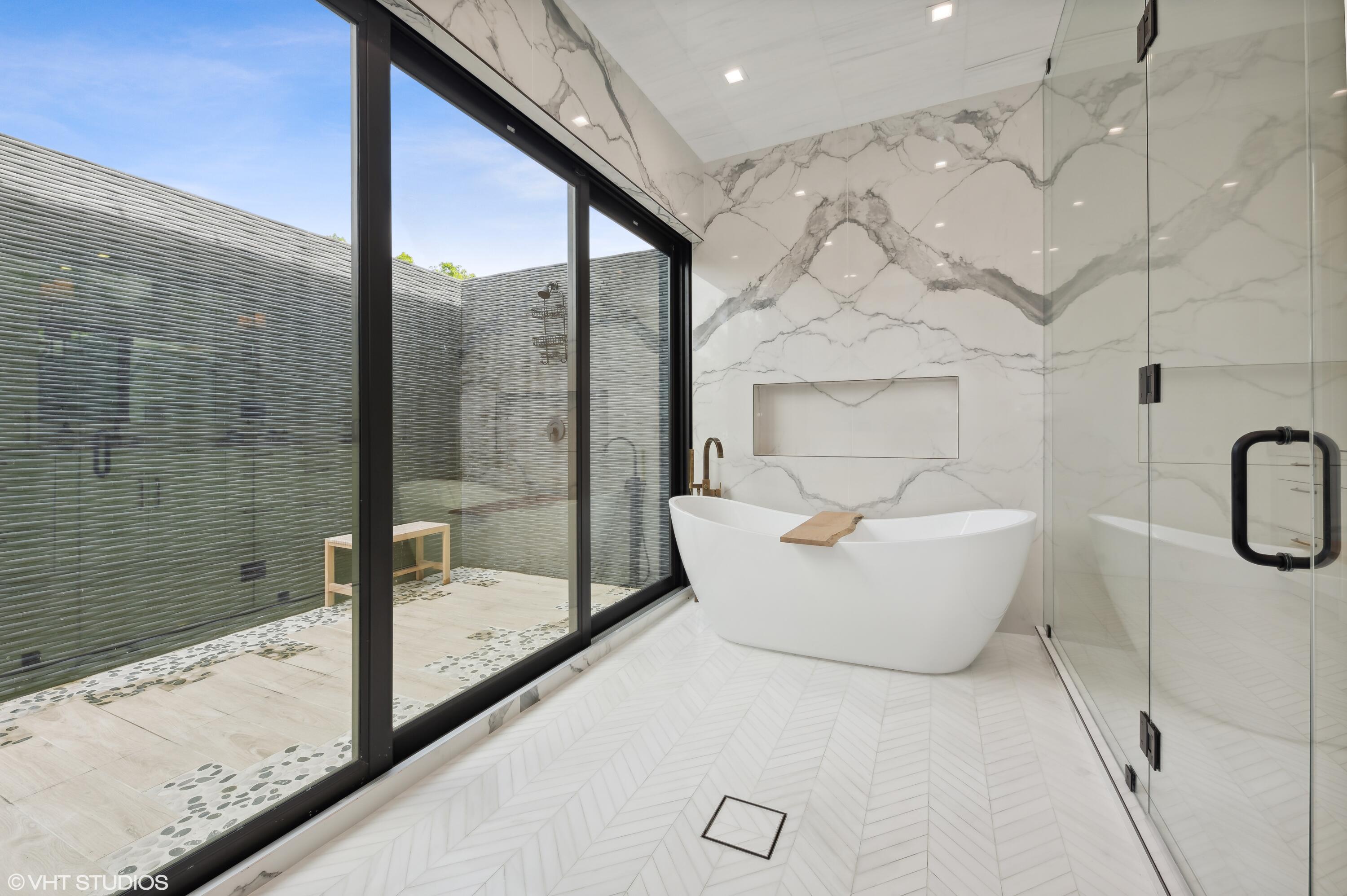 DELRAY LAKES EST - Residential