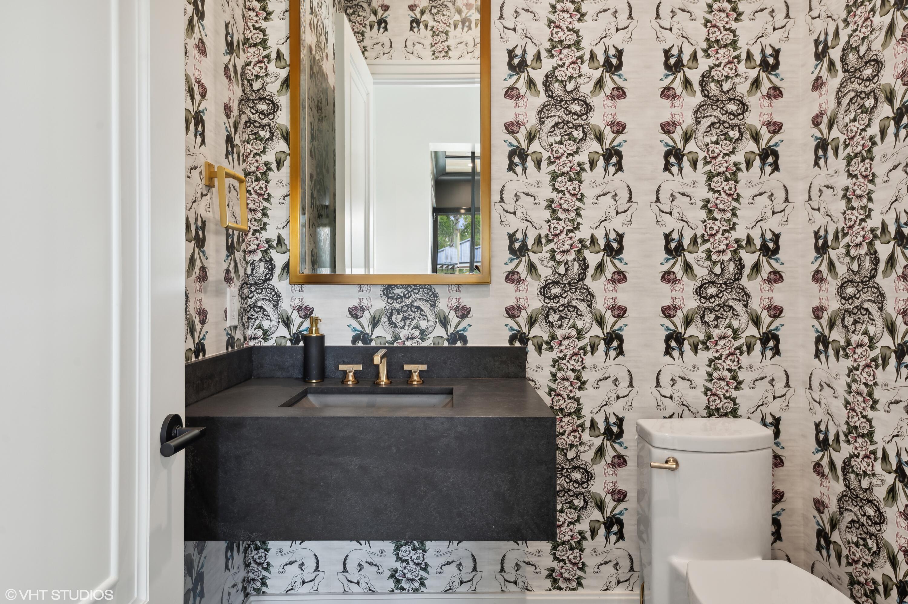 DELRAY LAKES EST - Residential