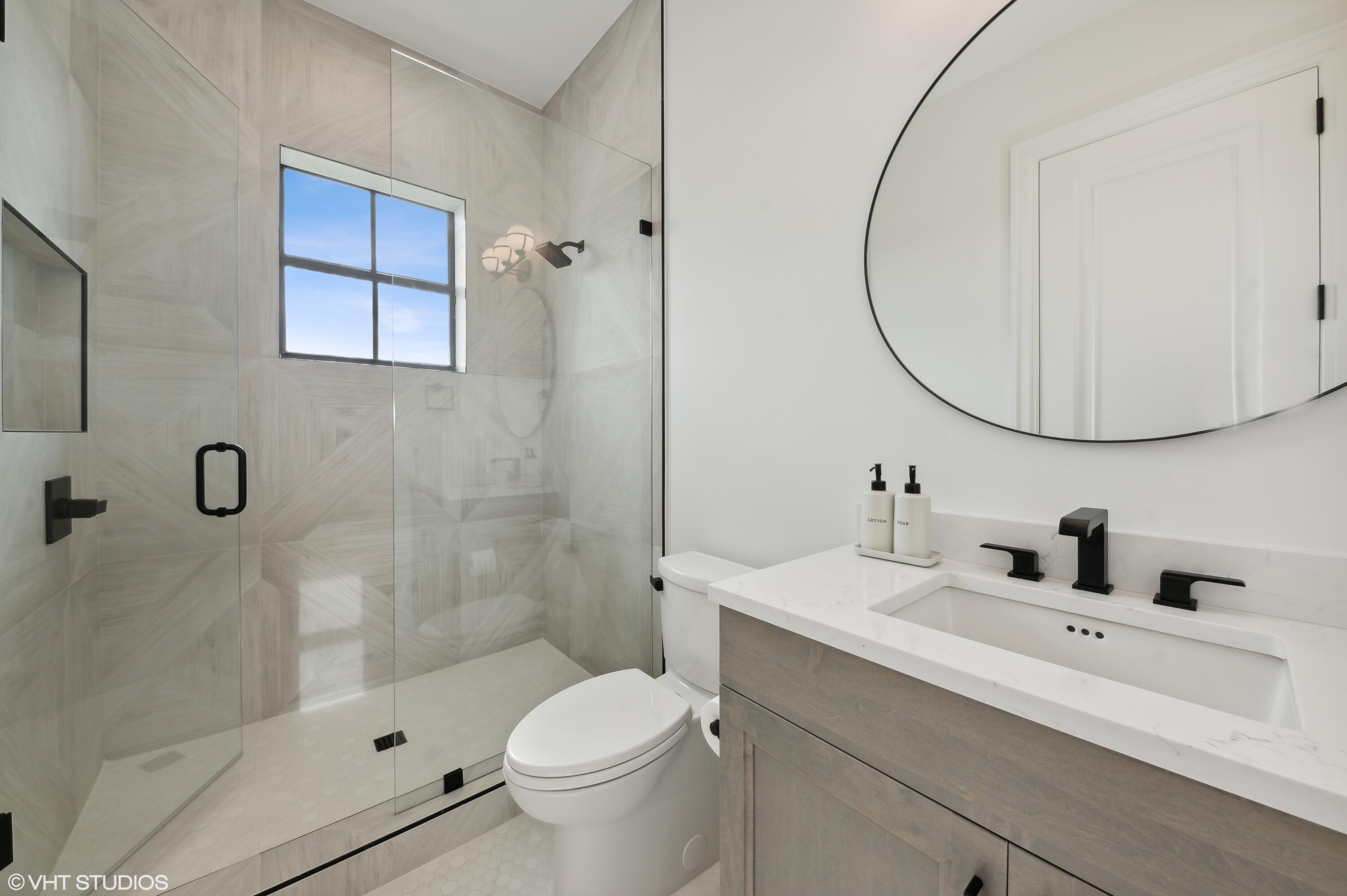 DELRAY LAKES EST - Residential