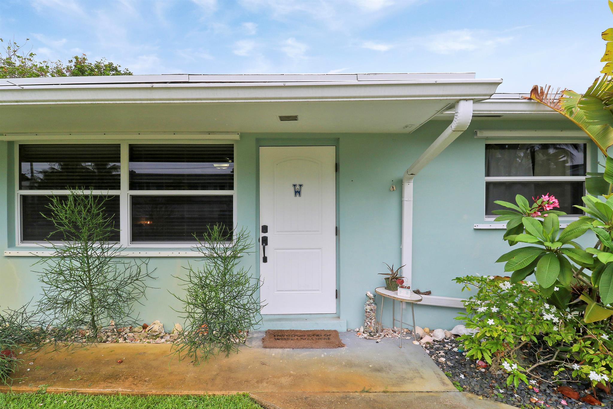 1884 Juno Road