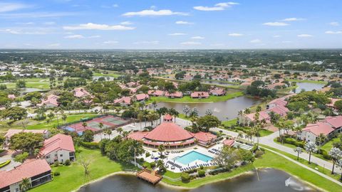 Tiny photo for 7825 LEXINGTON CLUB Boulevard #B, Delray Beach, FL 33446 (MLS # B26054270)