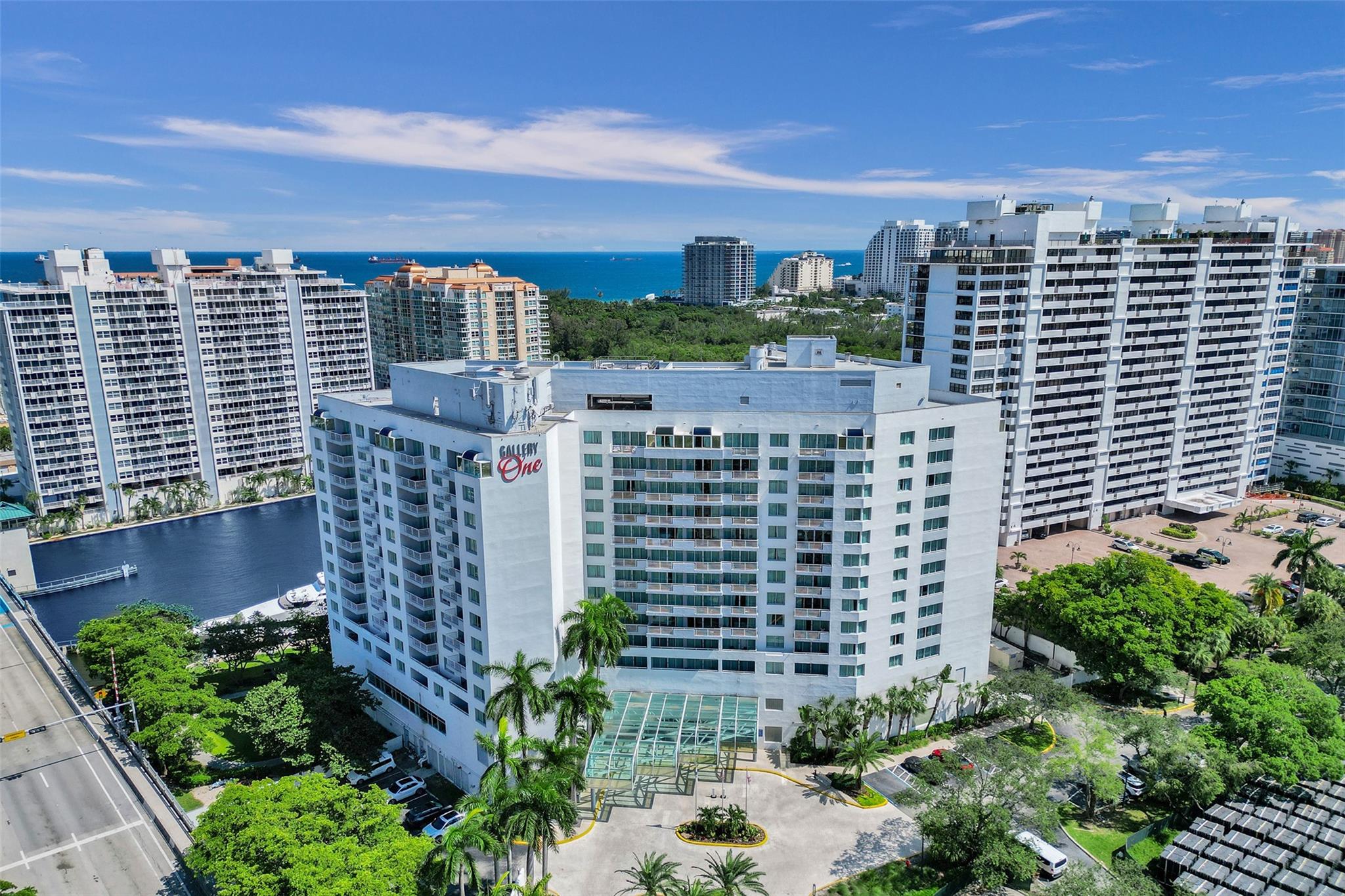 Wonderful opportunity to invest in a vacation home at the Gallery One right in the heart of Fort Lauderdale! This hotel condo offers incredible high rise city views from a private balcony. Kitchen featuring a cooktop, dishwasher, refrigerator and microwave, makes this a super convenient travel option. Flexible rental plans offer the opportunity to vacation for yourself, or rent it out to others who would like to enjoy the lifestyle of this intracoastal property. The unit next door (1219) is also available for purchase. For an added benefit, you may consider purchasing both units as they are adjoining rooms. Perfect for a holiday in the sun with the family! Located in close proximity you'll find stunning Beaches, High-end Shopping, and Fantastic Restaurants. Don't wait on this one!