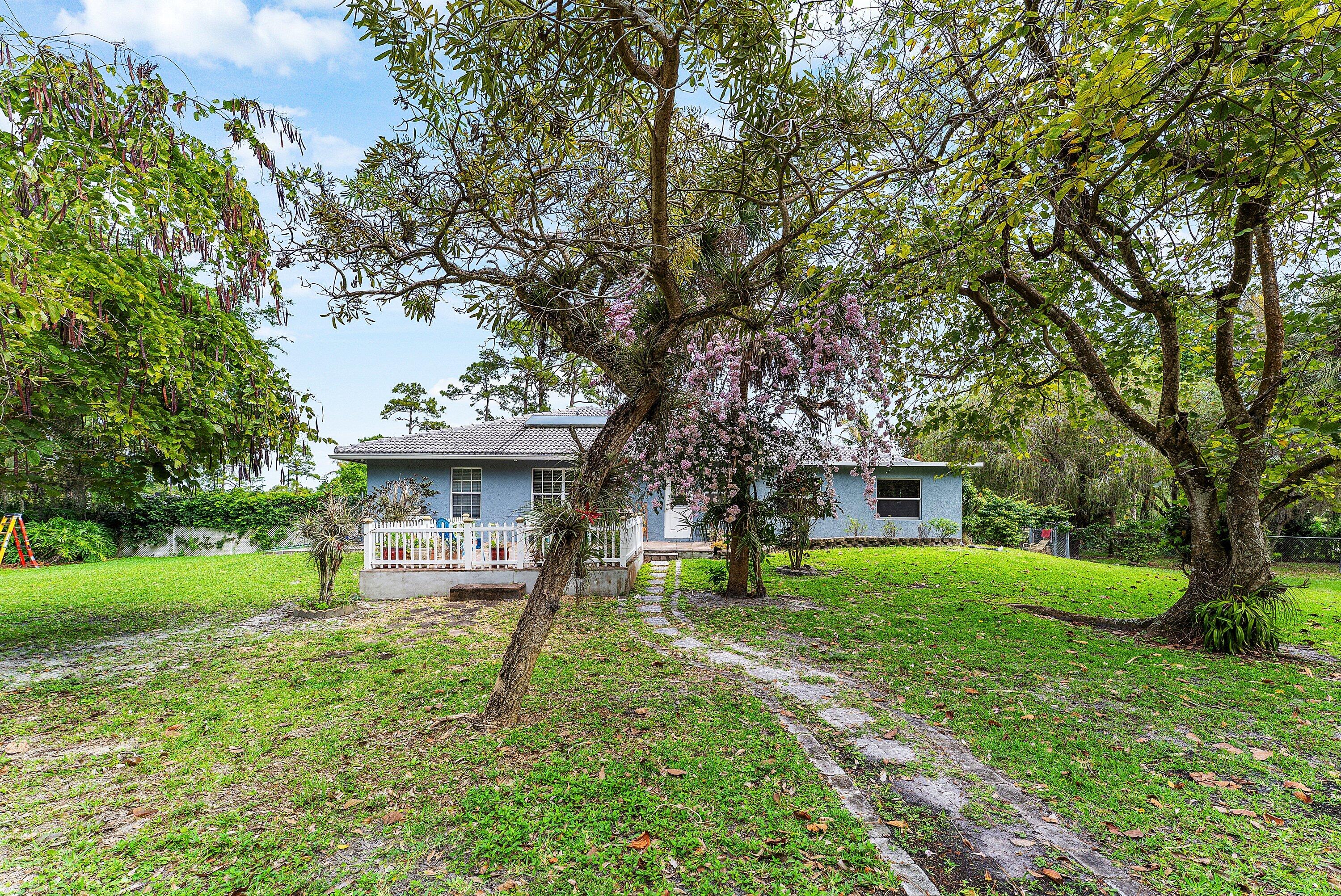 Loxahatchee - Residential