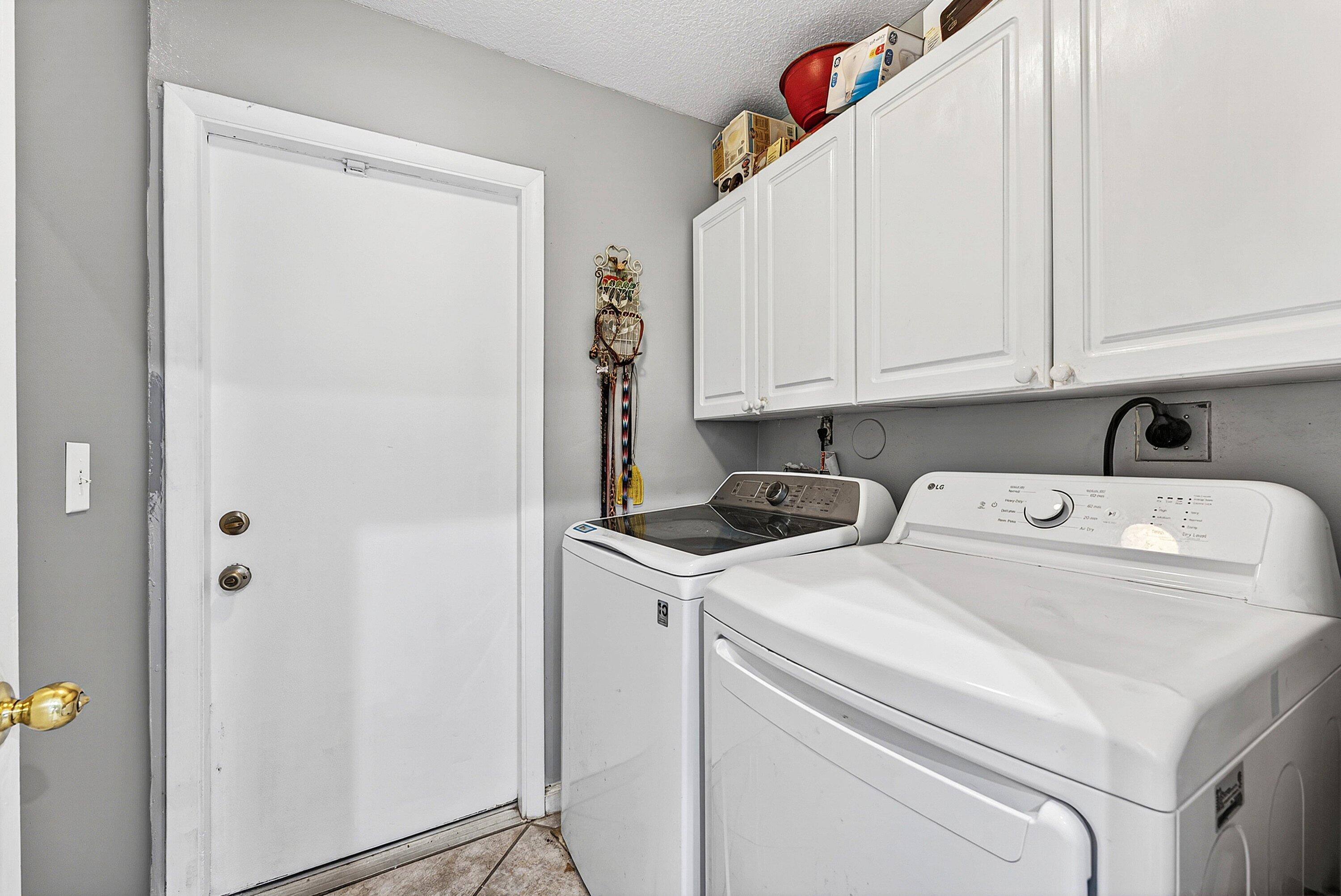 Loxahatchee - Residential