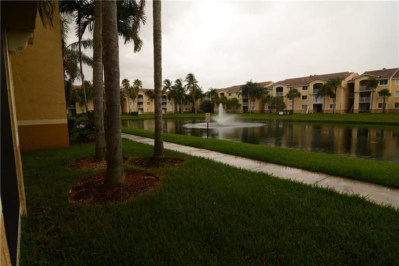 Clean second floor condo with vaulted ceilings. Tile throughout. A quiet and peaceful building in the back of
Royal Grand with a view of the lake. Close to Nova University. Perfect for students. Stackable washer/dryer in
the unit for your convenience. The bedroom has a walk in closet as well as a bifold closet. The bathroom has a
second sink. The microwave was just replaced a few weeks ago.