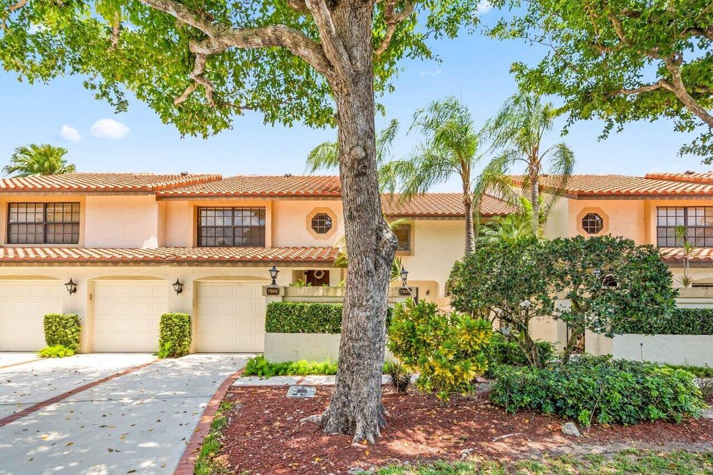 Photo of 7886 La Mirada Drive #7886, Boca Raton, FL 33433 (MLS # R10993009)