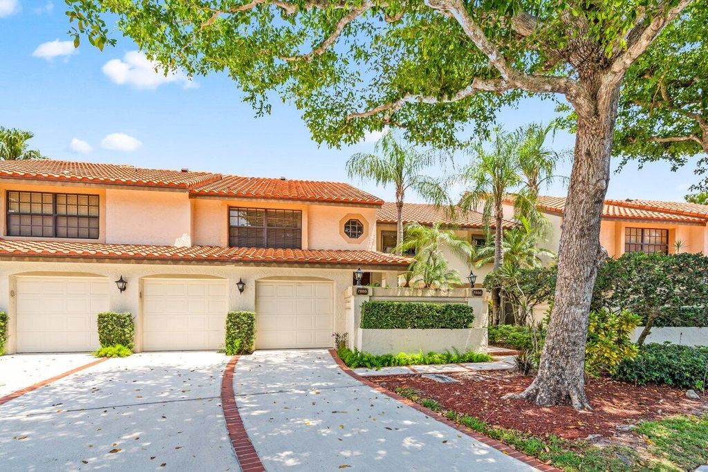 Photo of 7886 La Mirada Drive #7886, Boca Raton, FL 33433 (MLS # R10993009)