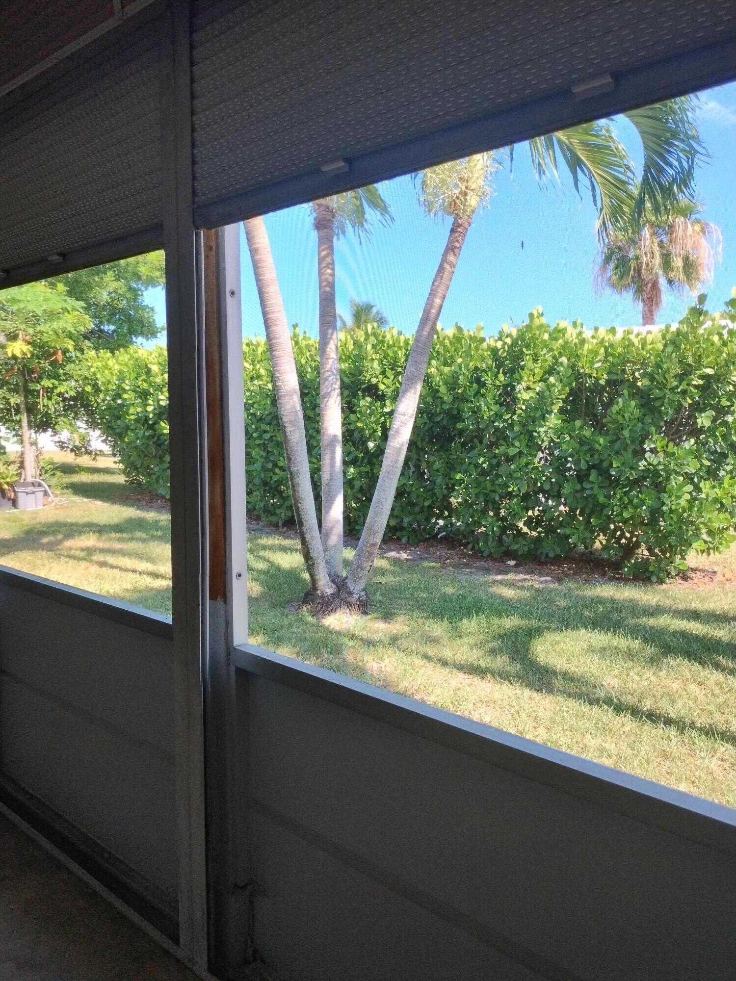 6810 NW 75th Street