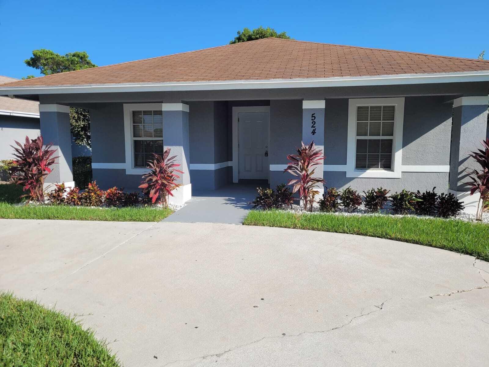 Come see this beautiful well maintained 4/2 single family home, located in the well sort after neighborhood call Delray Bch.Great for first time home buyers as well as Investors . Great income from Airbnb as well as long term rental. Renovated kitchen with real wood cabinets & granite counter tops. the house boats impact windows & doors & newer A/C unit 2022. Close to everything! Whole foods , nice restaurants, shopping and walking distance to the beach!Tennant occupied until 9/30, 24 hrs notice for showing! Hurry this one will not last!