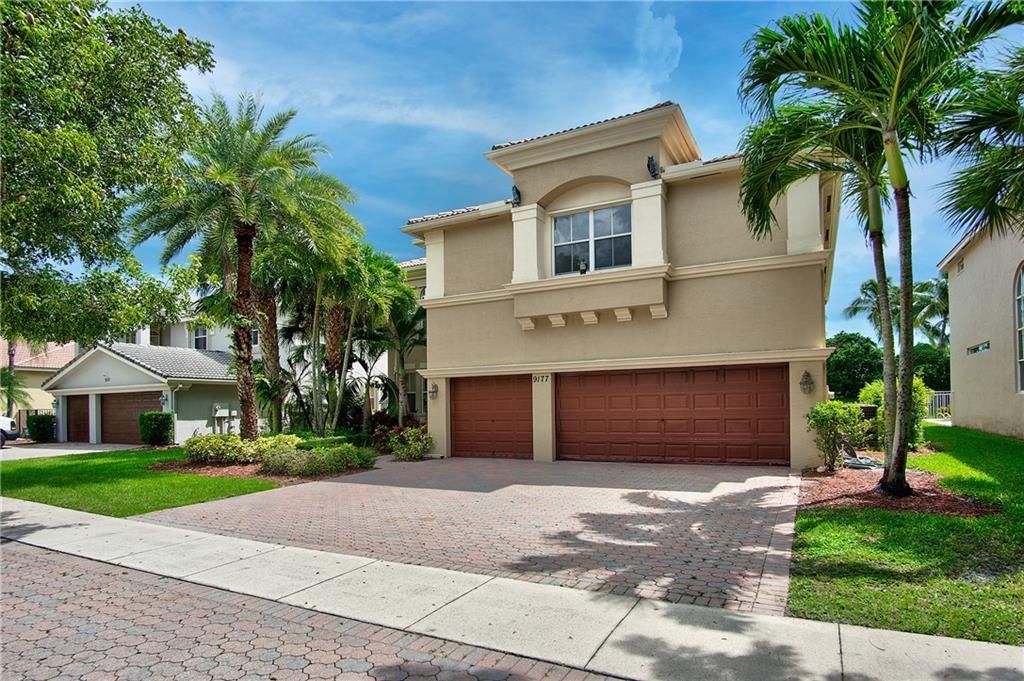 Photo of 9177 Delemar Ct, Wellington, FL 33414 (MLS # F10302439)