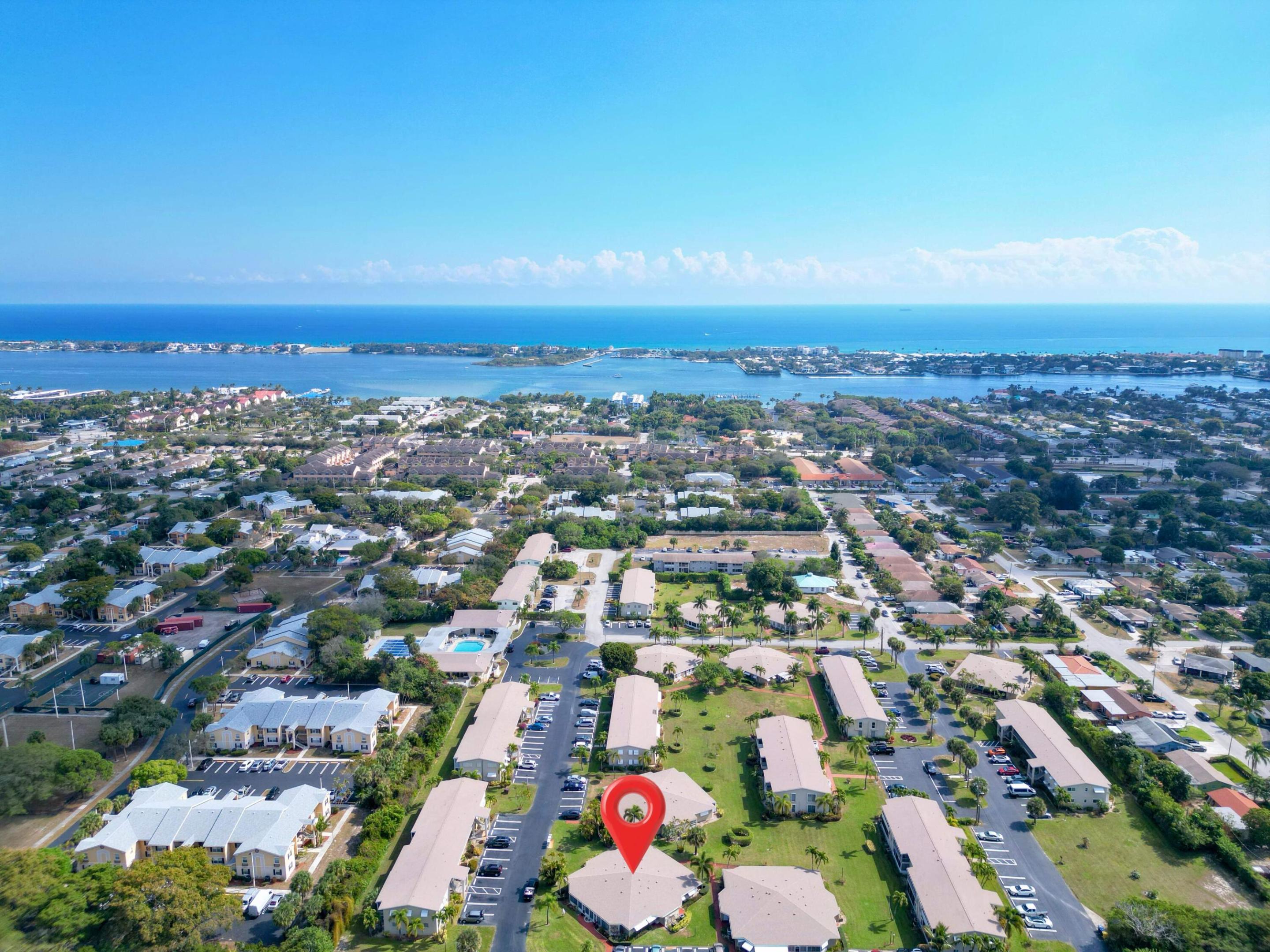 FOUR SEA SUNS - Residential