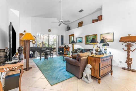 Single Family Residence in Boynton Beach FL 8232 Grand Messina Circle Cir 5.jpg