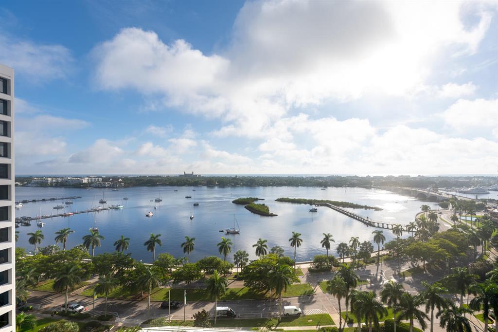 PLAZA OF THE PALM BEACHES - Residential