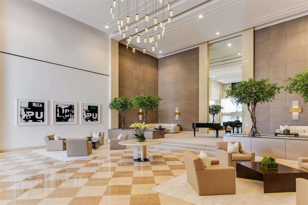 PLAZA OF THE PALM BEACHES - Residential