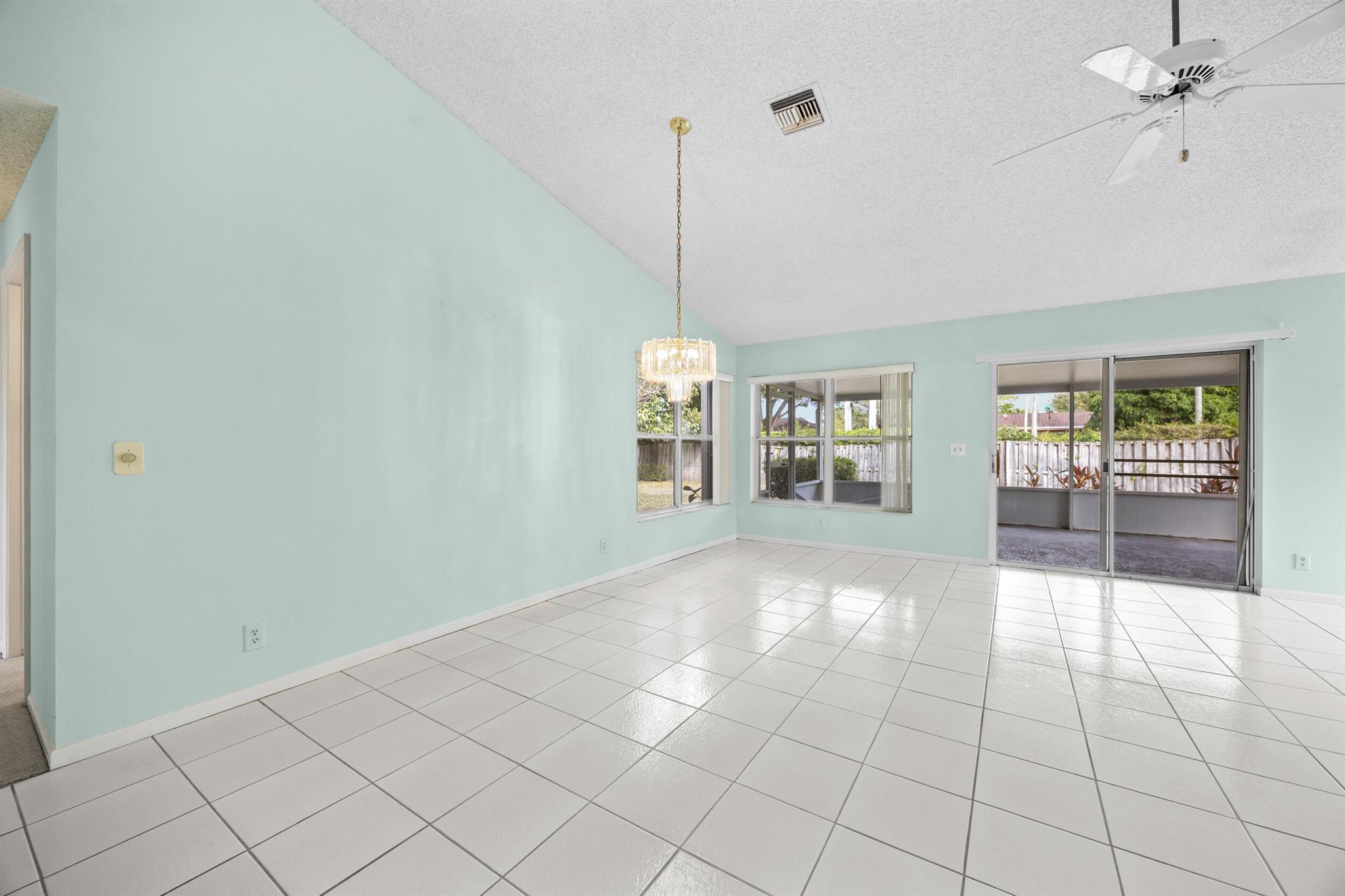 EASTWOOD OF WELLINGTON 3 - Residential