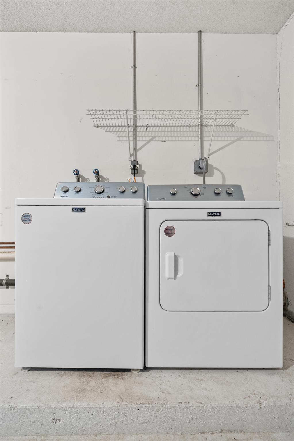 EASTWOOD OF WELLINGTON 3 - Residential