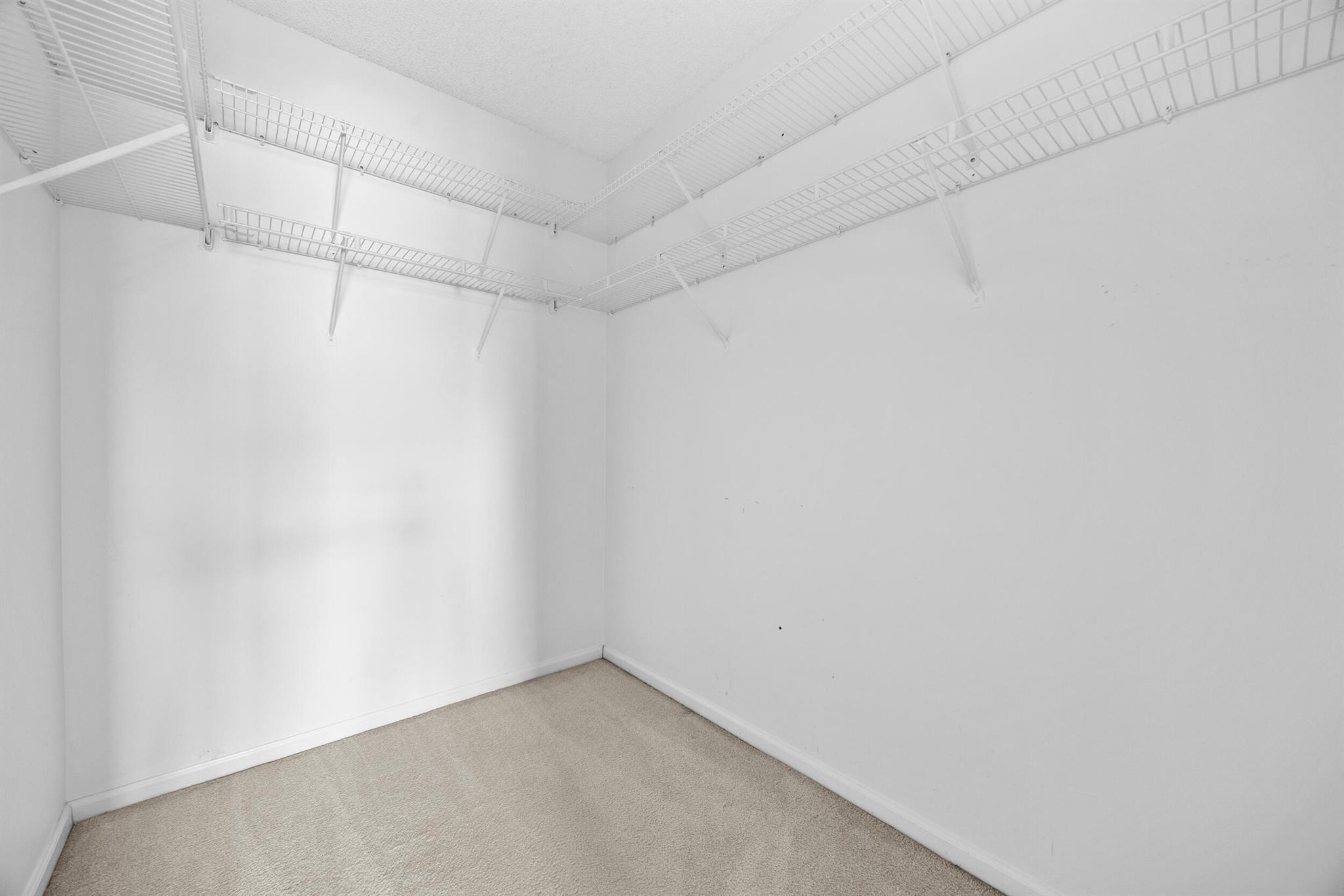 EASTWOOD OF WELLINGTON 3 - Residential