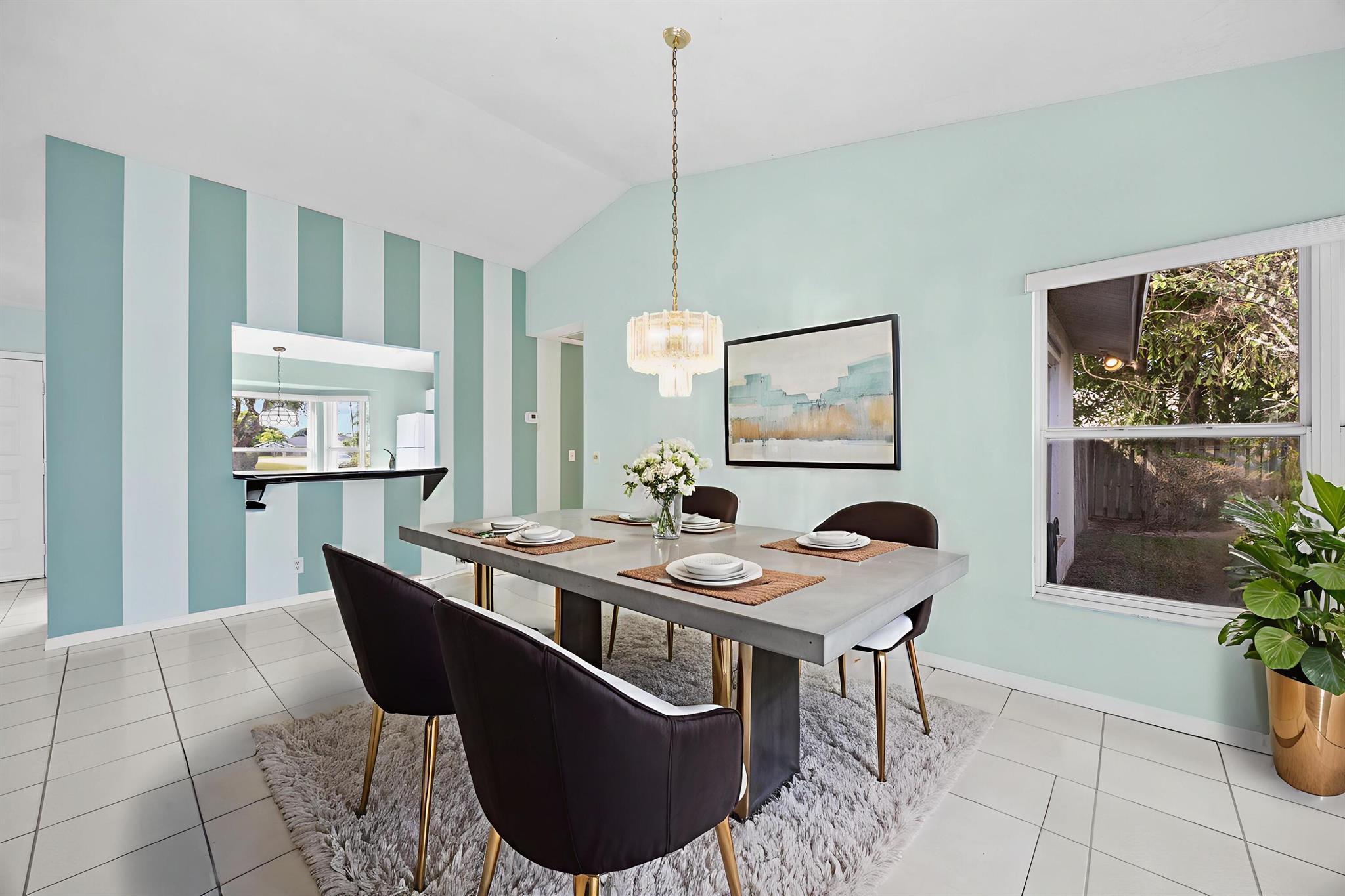 EASTWOOD OF WELLINGTON 3 - Residential