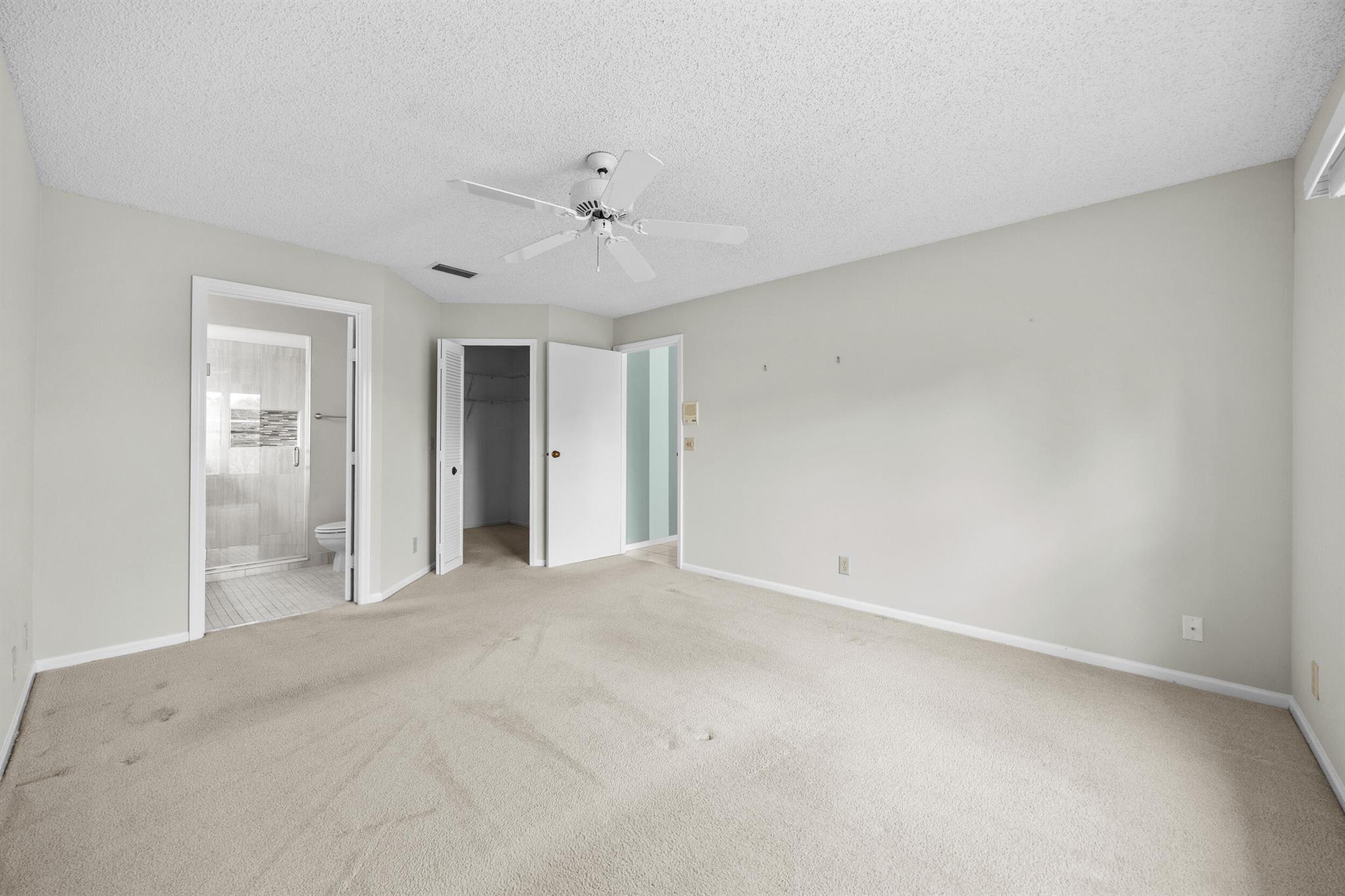 EASTWOOD OF WELLINGTON 3 - Residential