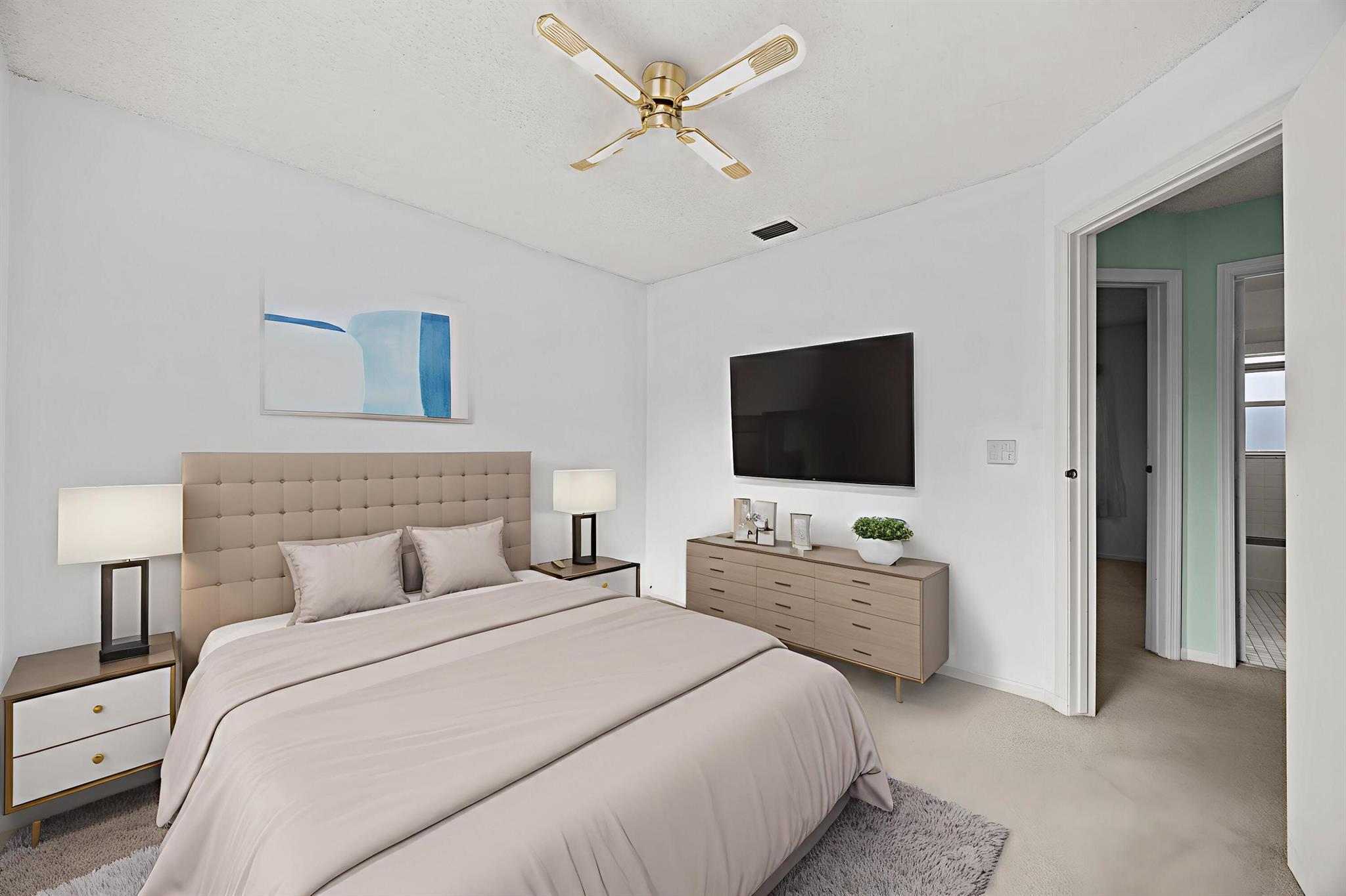 EASTWOOD OF WELLINGTON 3 - Residential