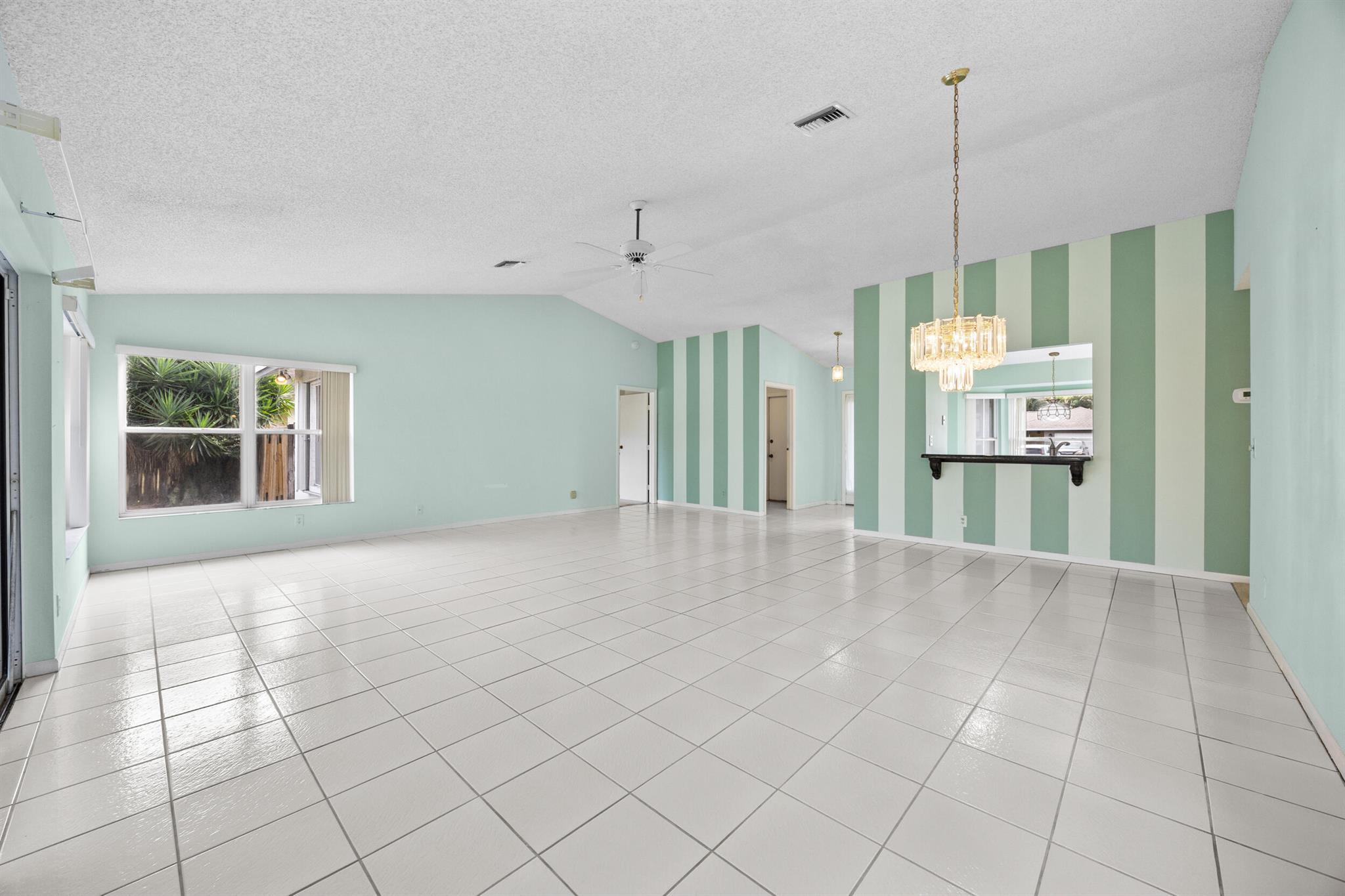 EASTWOOD OF WELLINGTON 3 - Residential