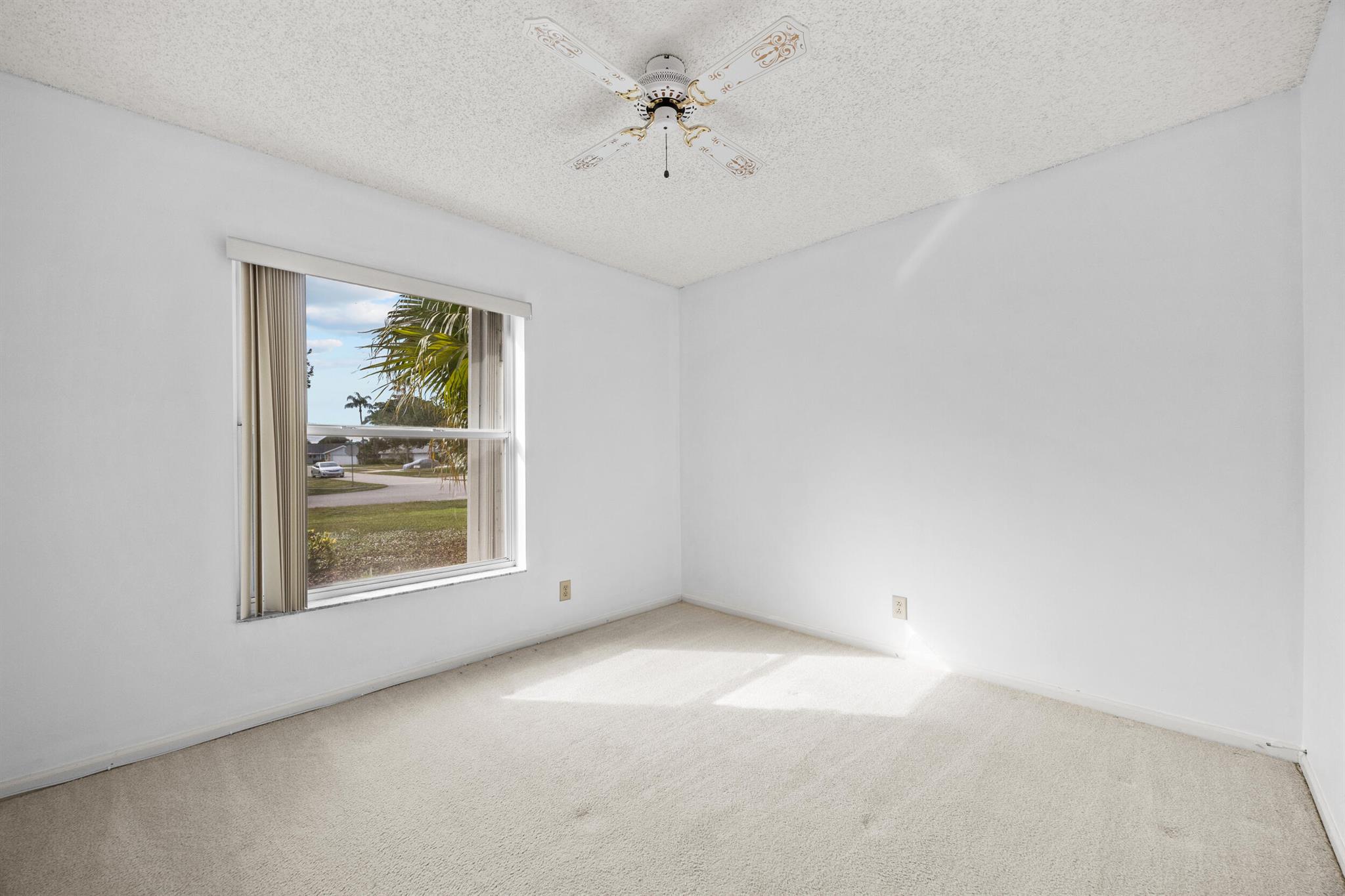 EASTWOOD OF WELLINGTON 3 - Residential