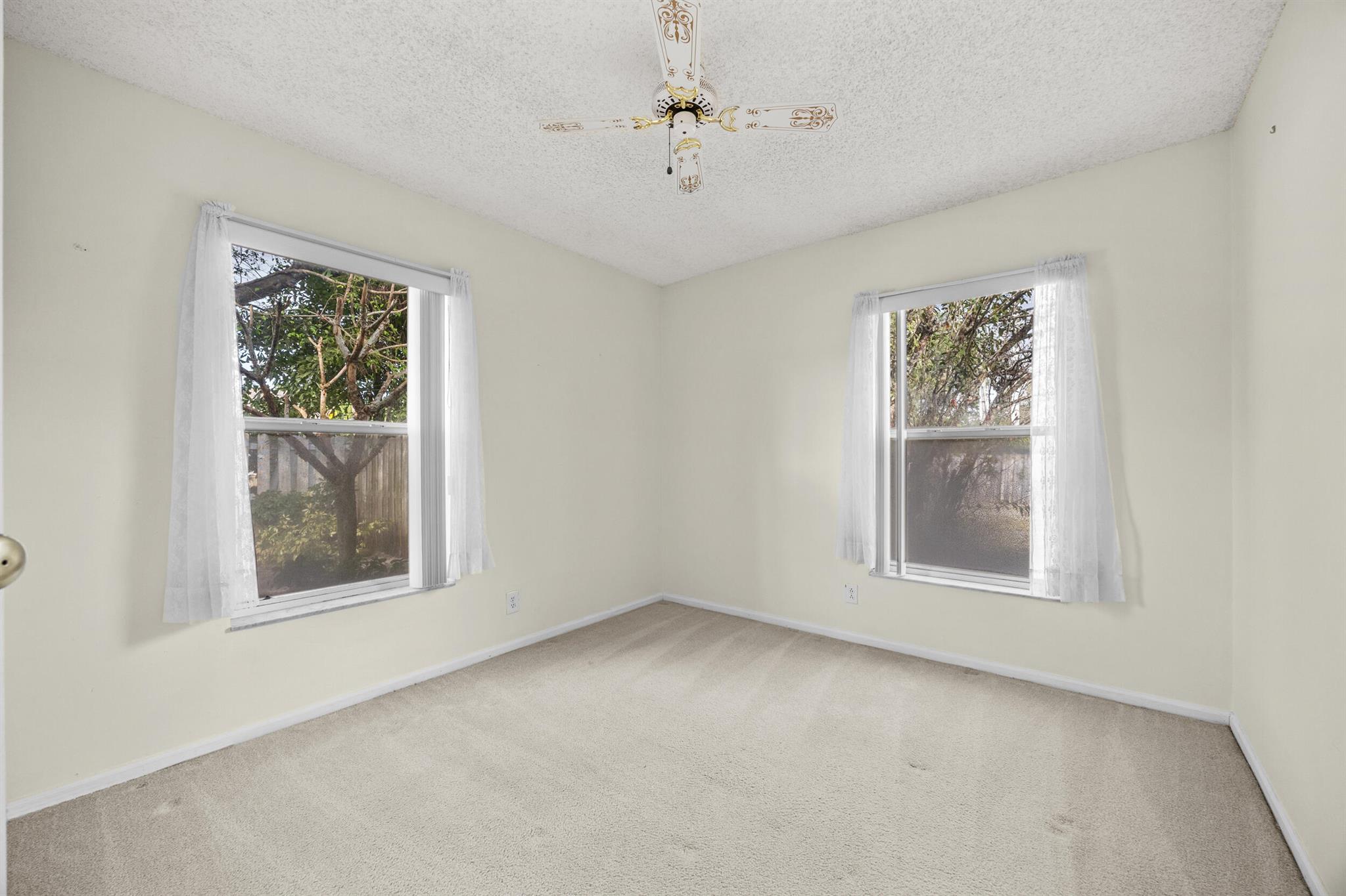 EASTWOOD OF WELLINGTON 3 - Residential