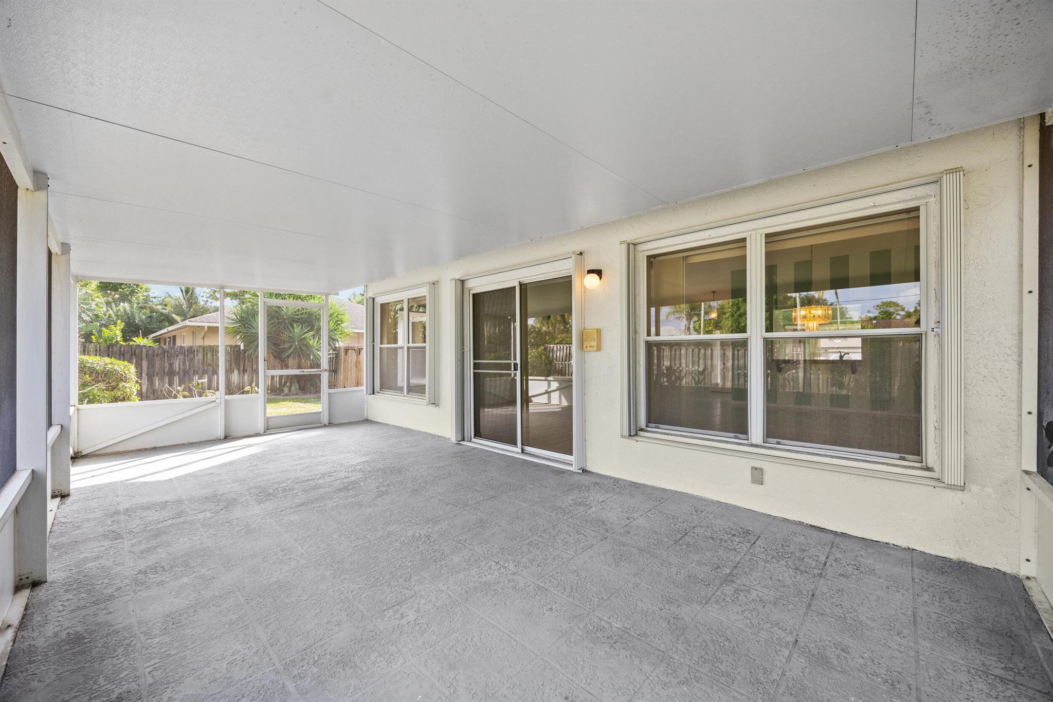 EASTWOOD OF WELLINGTON 3 - Residential