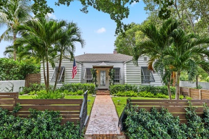 744 SUNSET Road West Palm Beach FL 33401