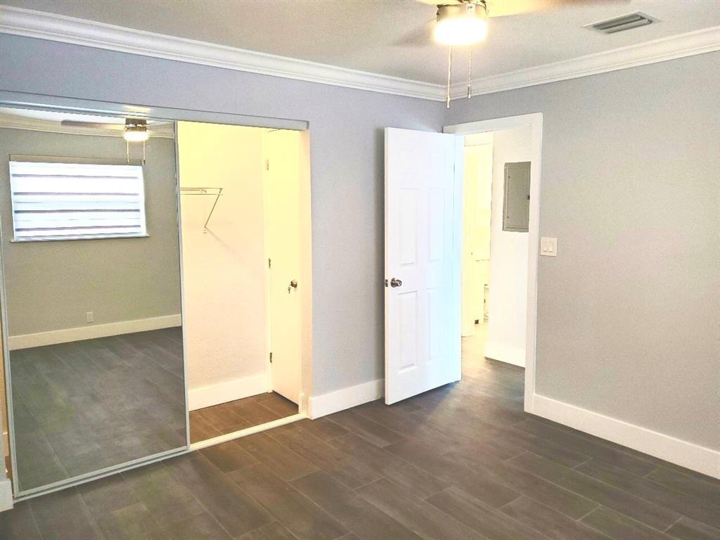 2609 NW 9th Ave