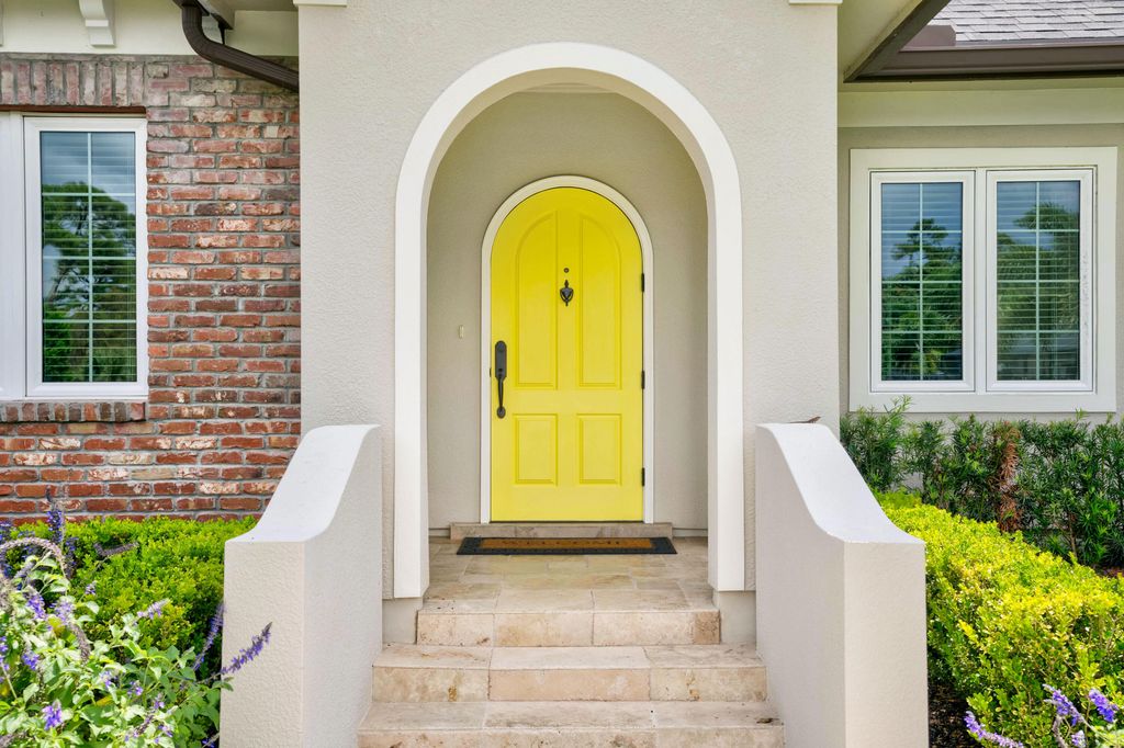 Photo of 4865 SE Manatee Cove Road, Stuart, FL 34997 (MLS # R10799381)