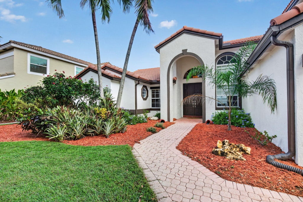 Photo of 10257 BERMUDA Drive, Cooper City, FL 33026 (MLS # B26088115)