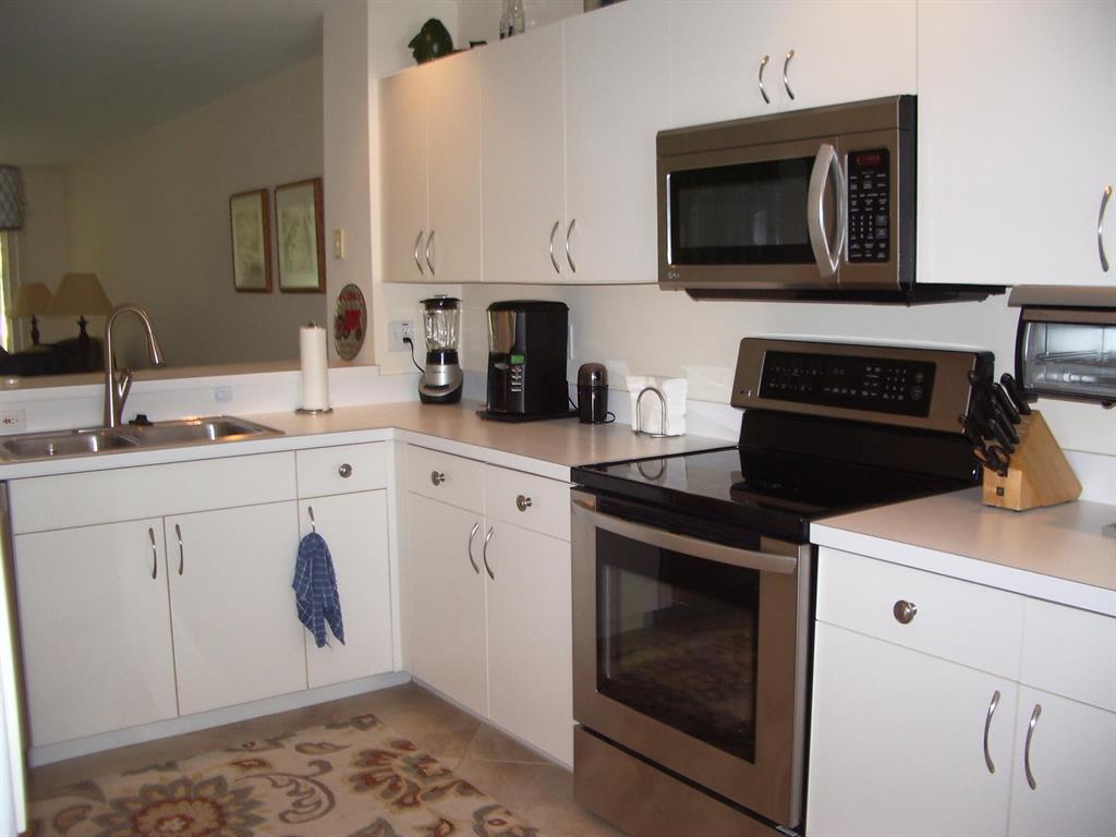 GEORGETOWN AT HERITAGE RI - Residential Lease