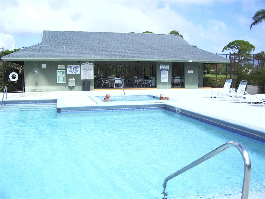 GEORGETOWN AT HERITAGE RI - Residential Lease